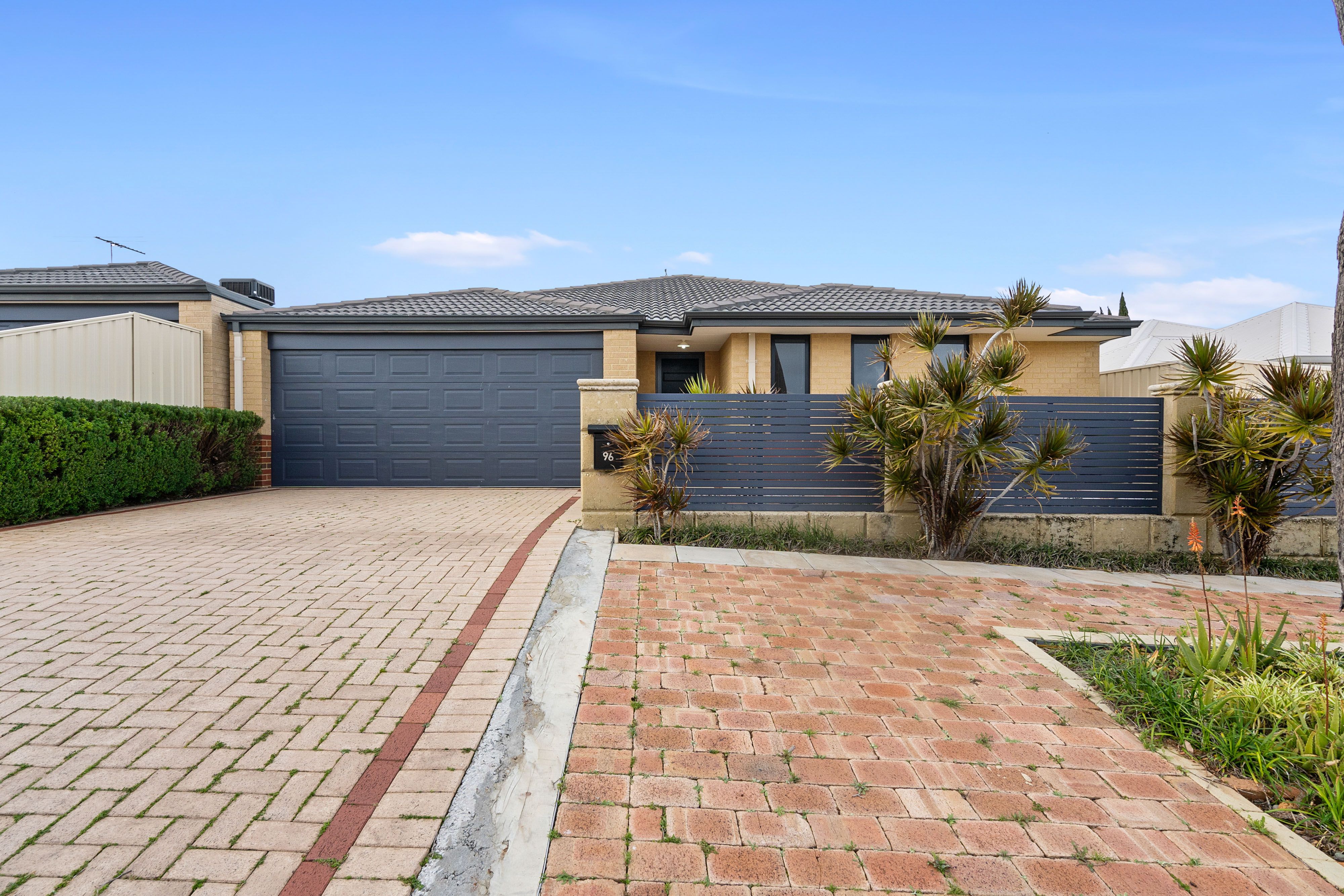 96 Kembla Circle, Madeley, WA 6065
