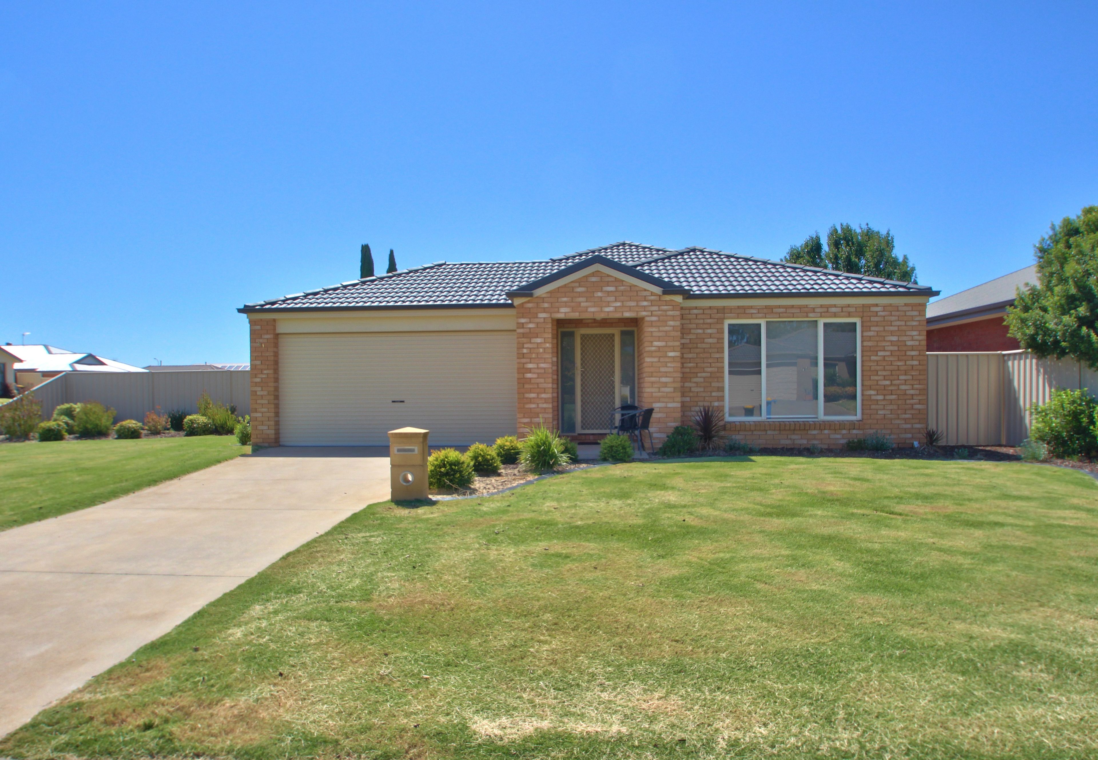 41 Buchanans Road