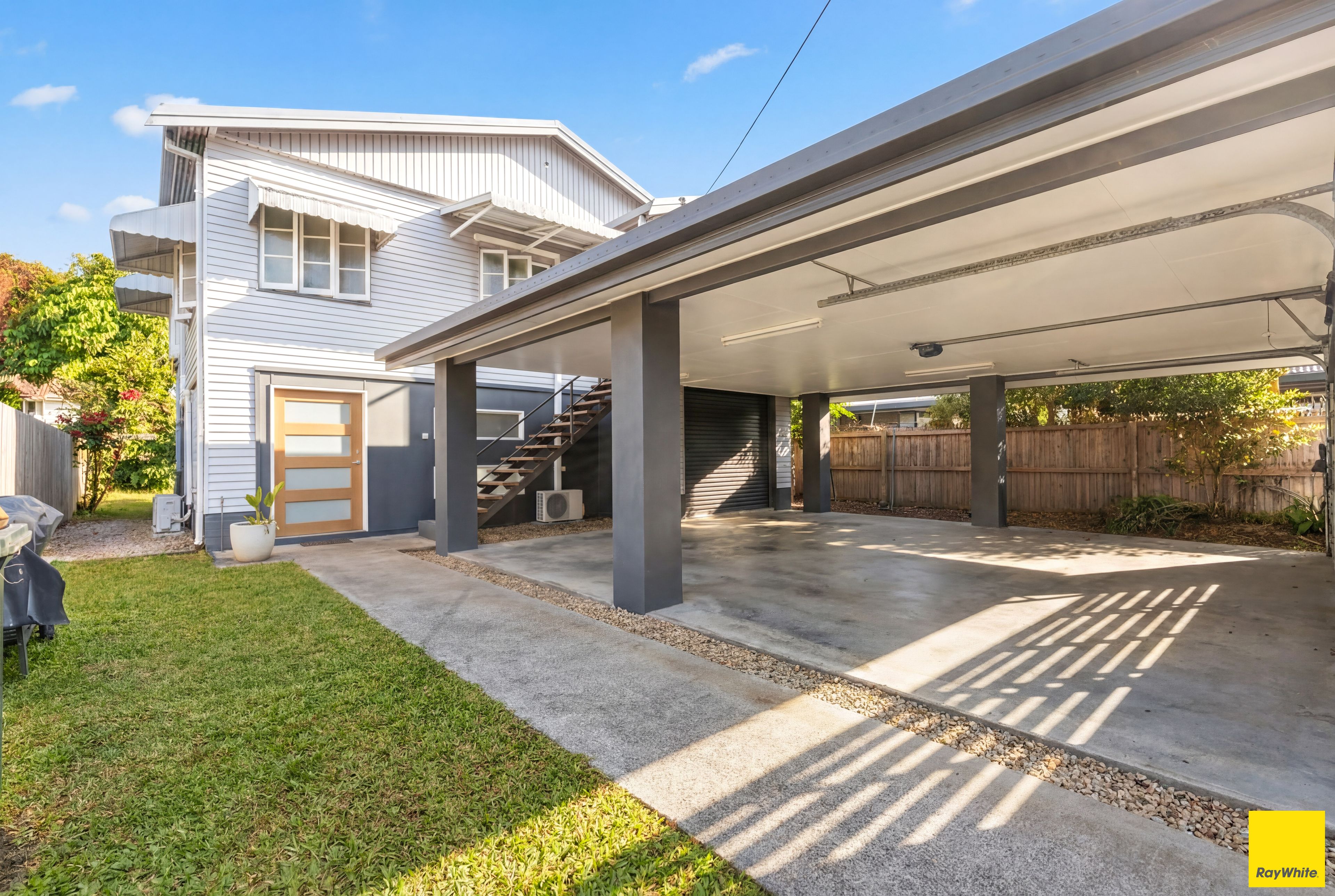 13 Allan Street — photo 3 of 26