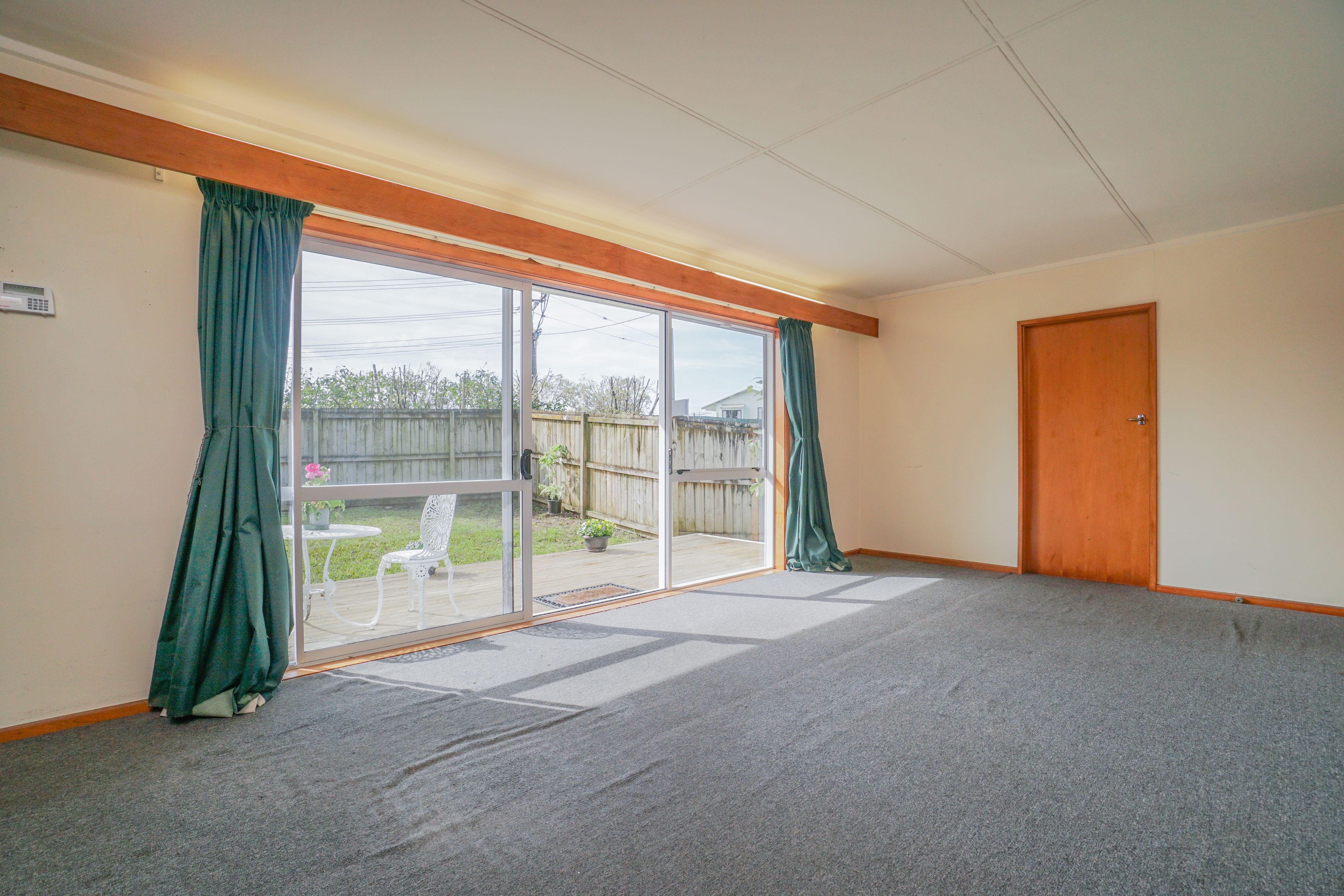 377 Triangle Road, Henderson, Waitakere City