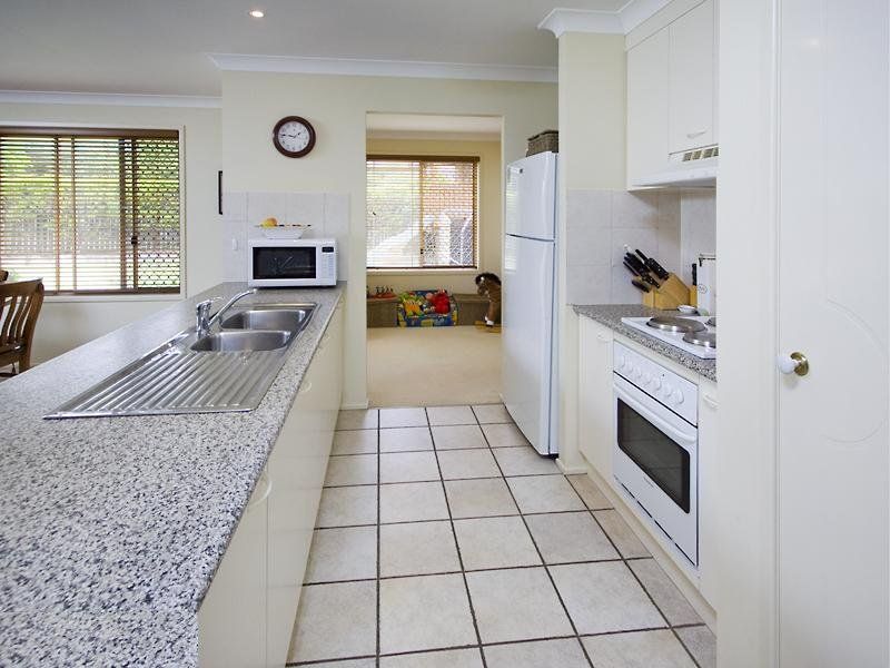 13 Glenlyon Court, Albany Creek, QLD 4035