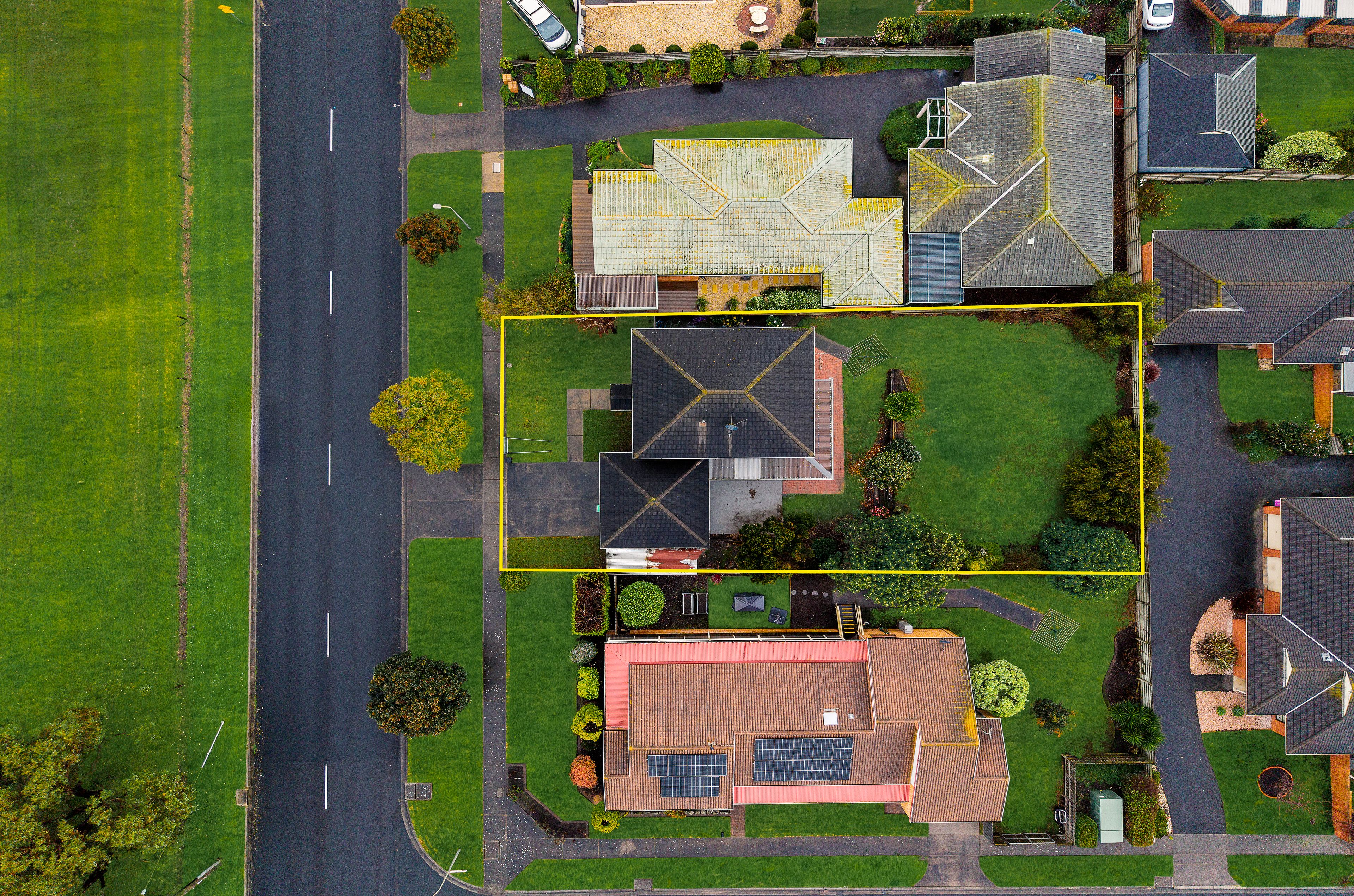 7 Mahoneys Road — photo 15 of 17
