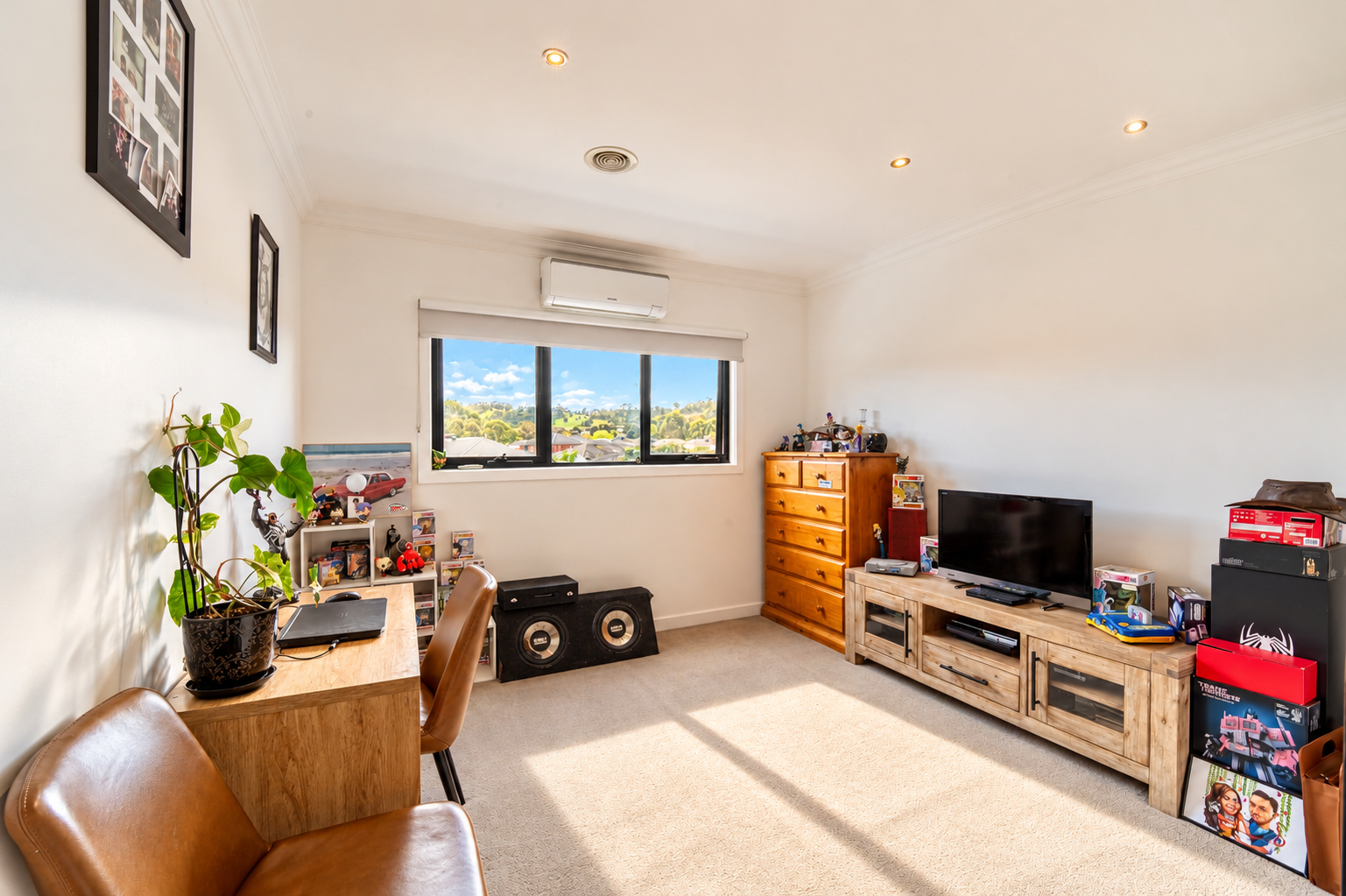 3 Sloan Street — photo 7 of 11