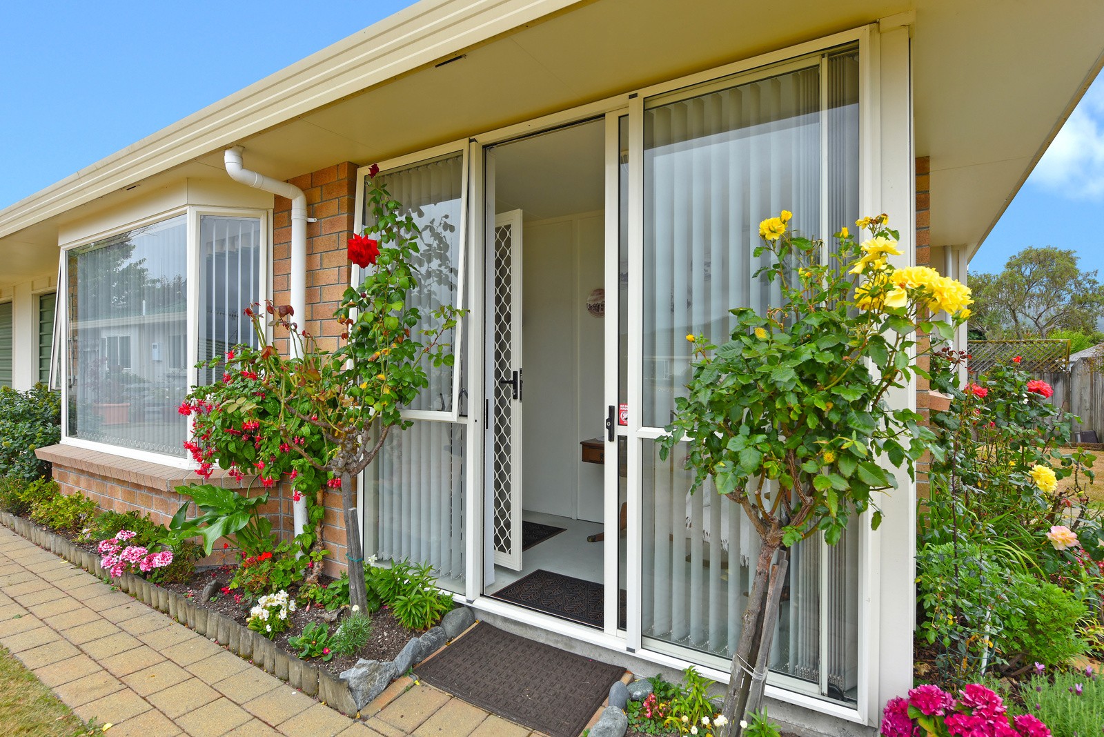 8/17 John Street, Trentham, Upper Hutt City