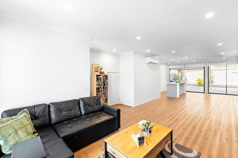 11 Dalmatian Walk, Werribee, VIC 3030