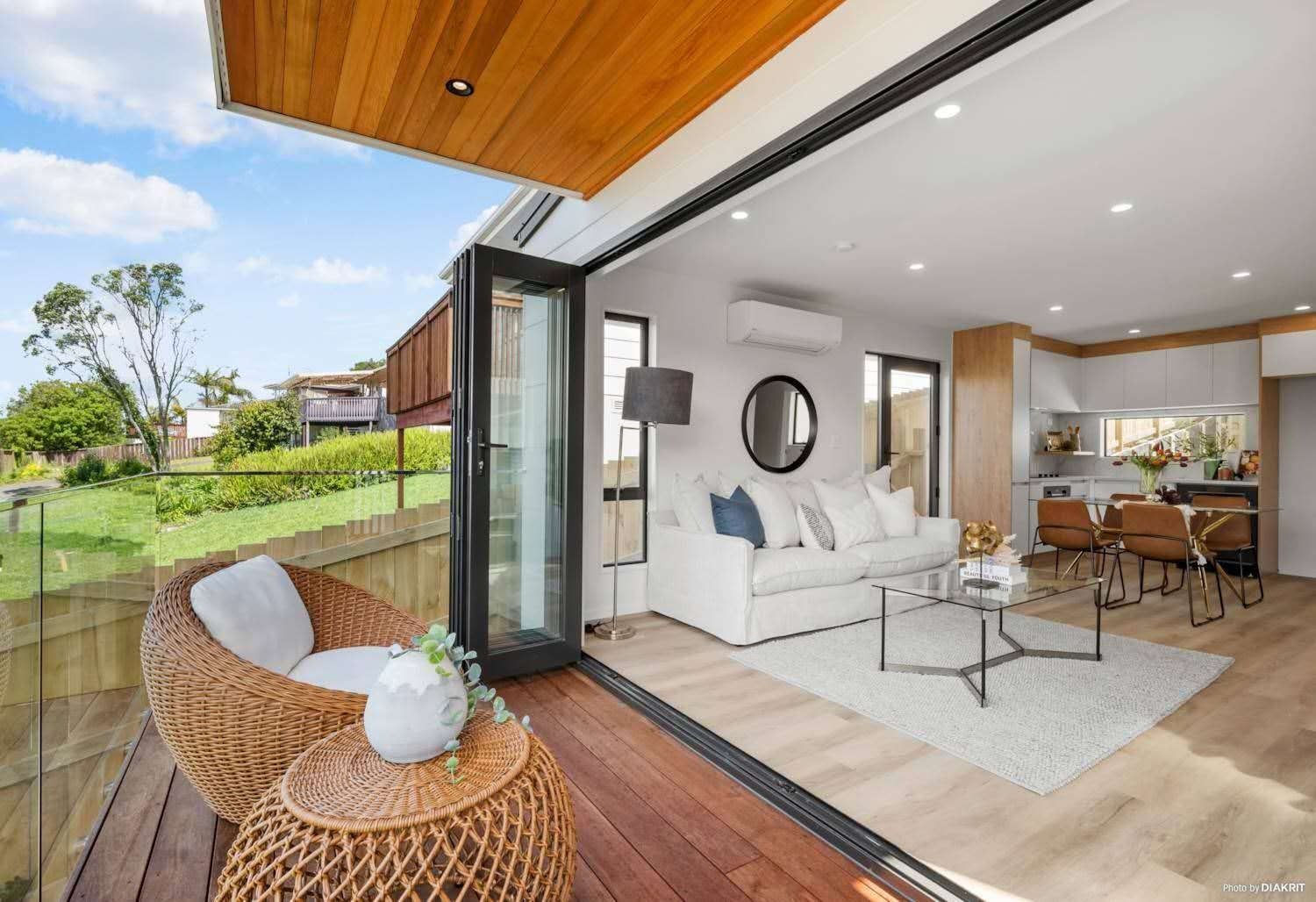 6A Aralia Road, Sunnynook, North Shore City