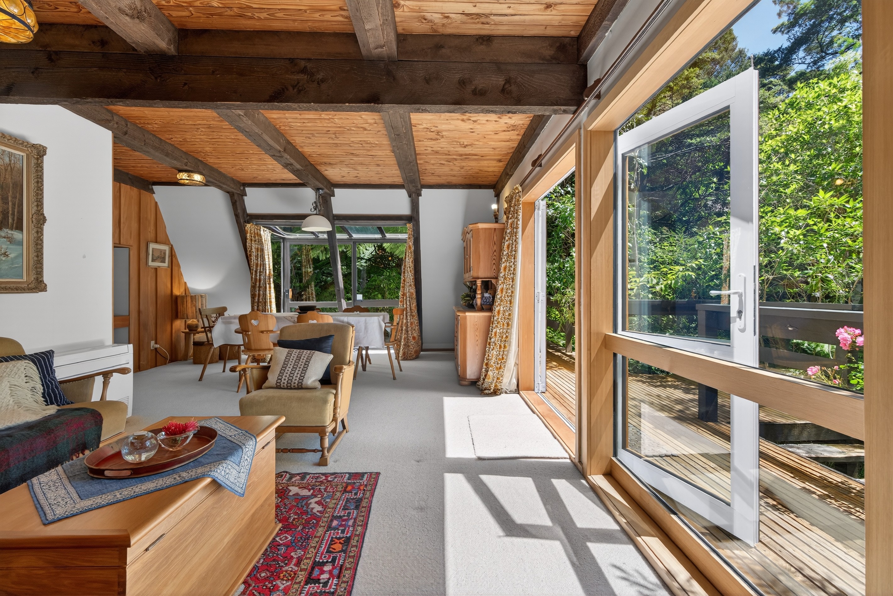 8 Tiniroa Grove, Silverstream, Upper Hutt City