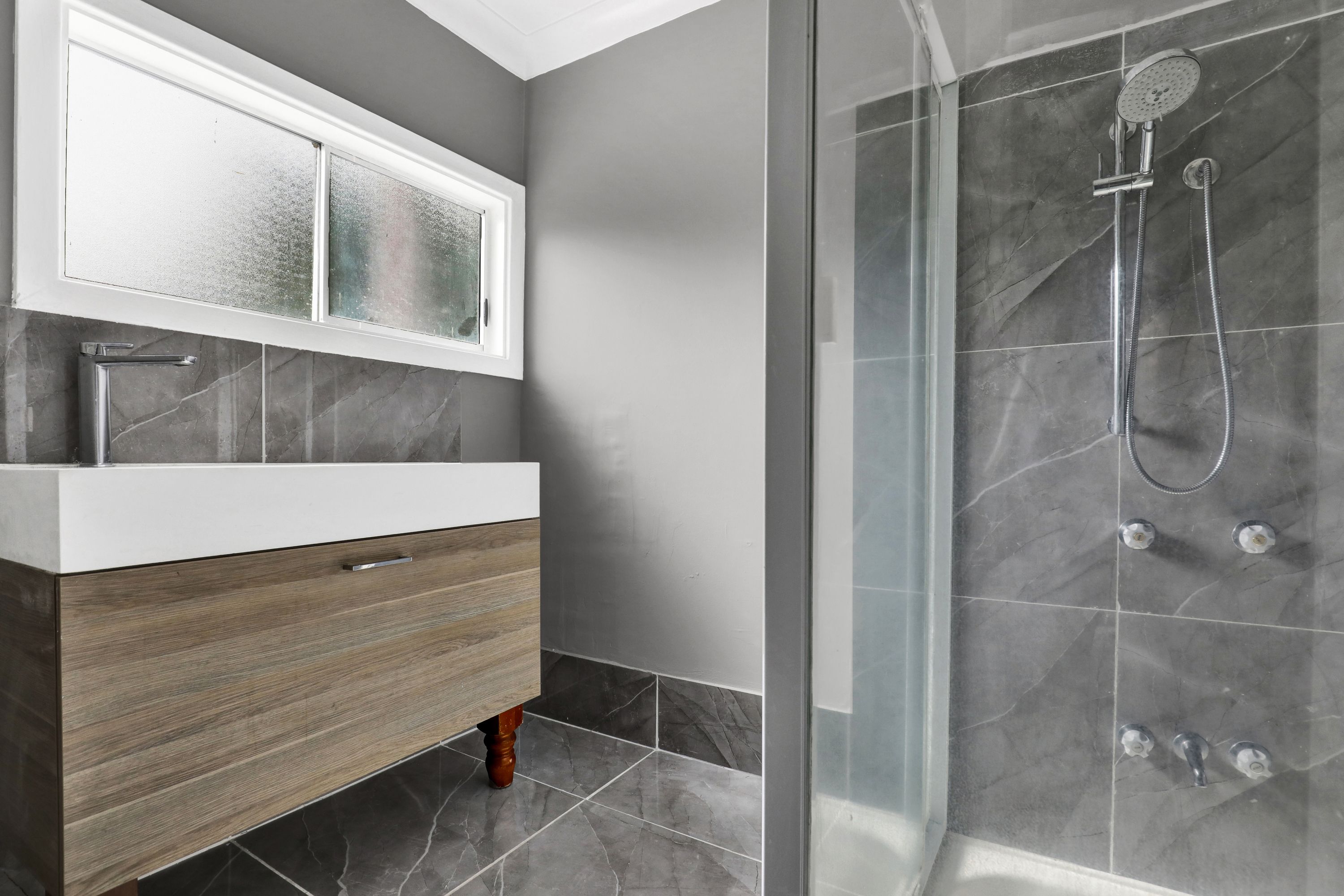 21 Boyd Avenue — photo 3 of 13