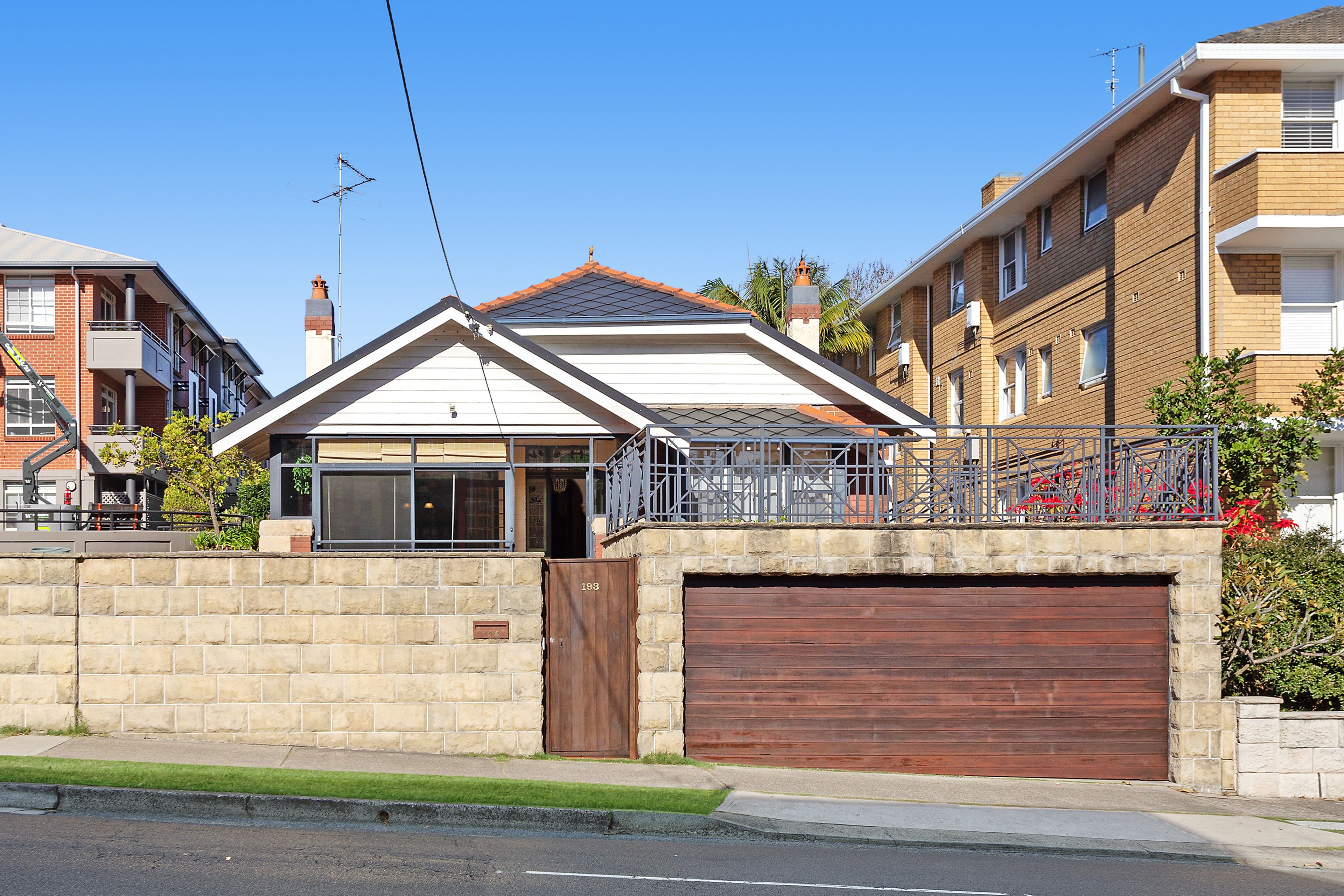 193 Birrell Street — photo 5 of 15