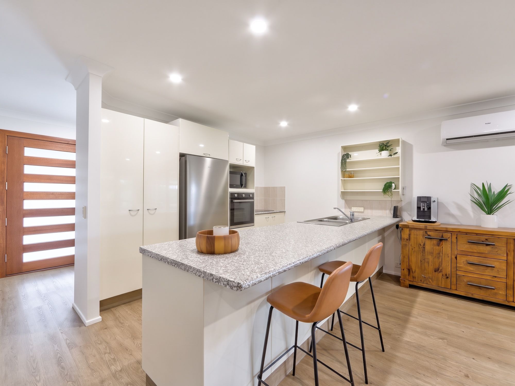6 Leicester Terrace — photo 3 of 30