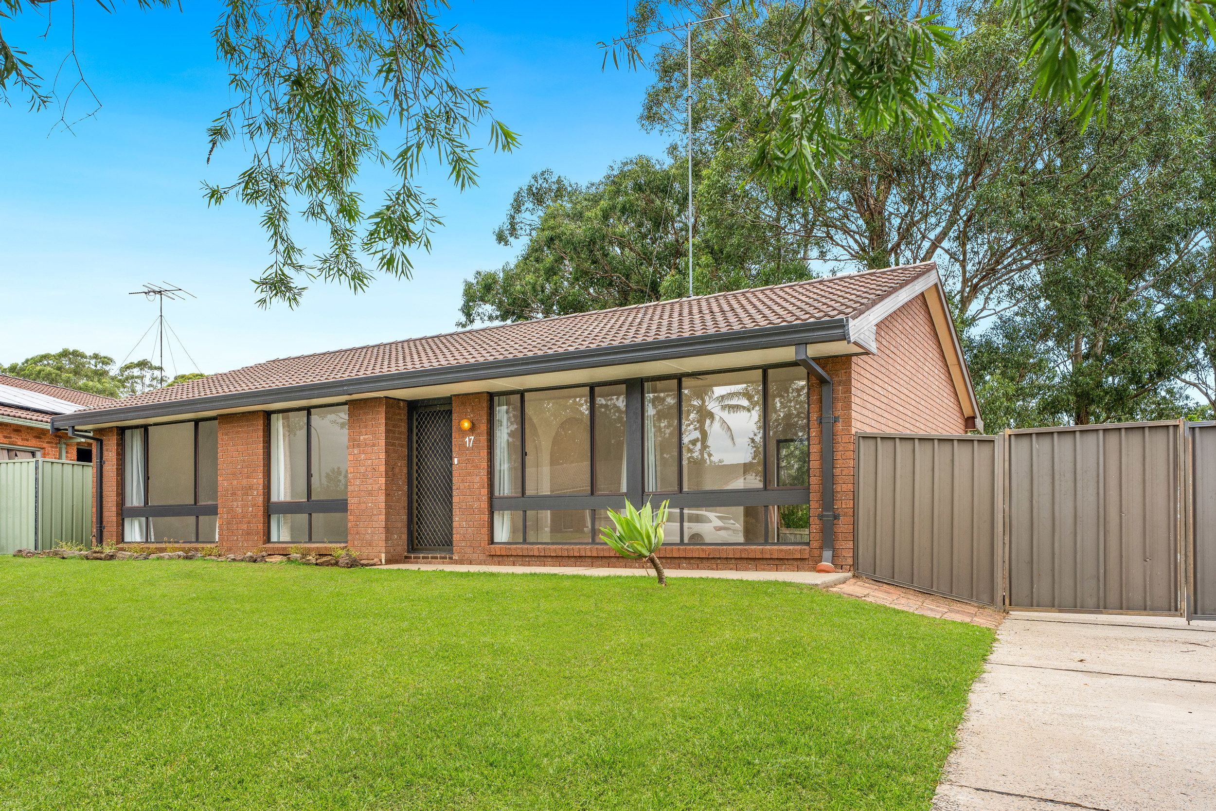 17 Briery Place, Cranebrook, NSW