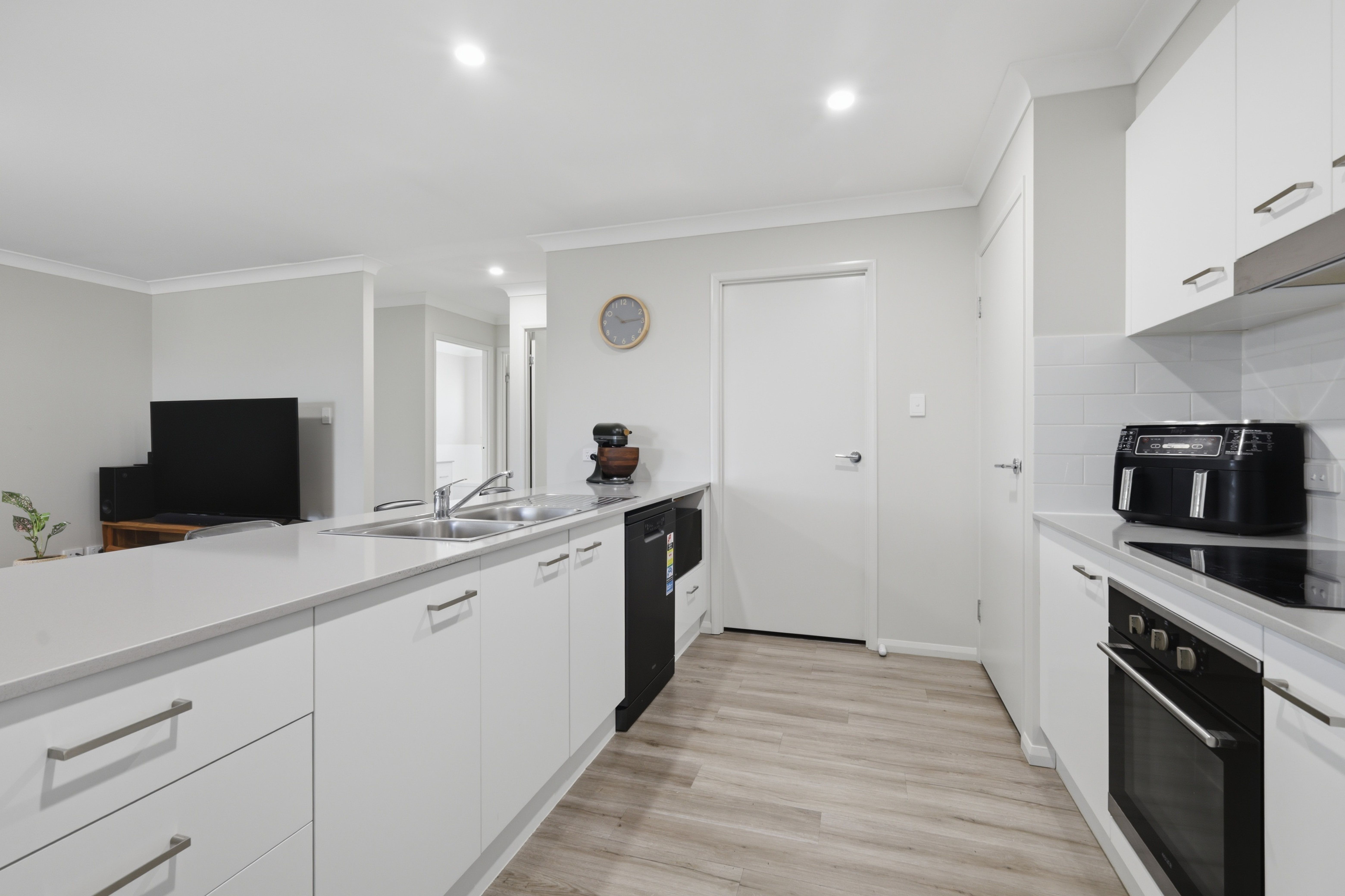 67 Magpie Drive, Cambooya, QLD 4358