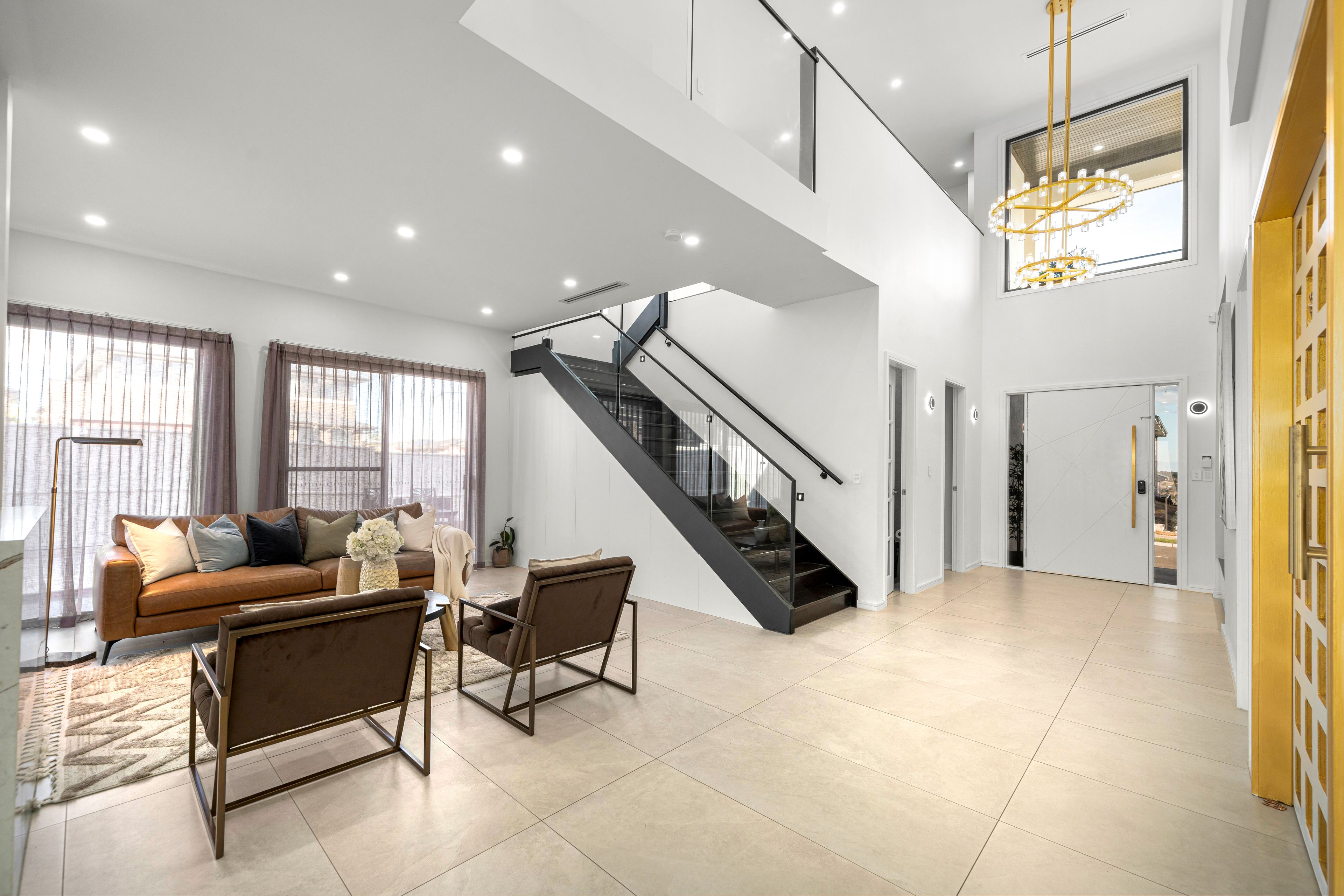 45-47 Newmarket Parkway — photo 7 of 28