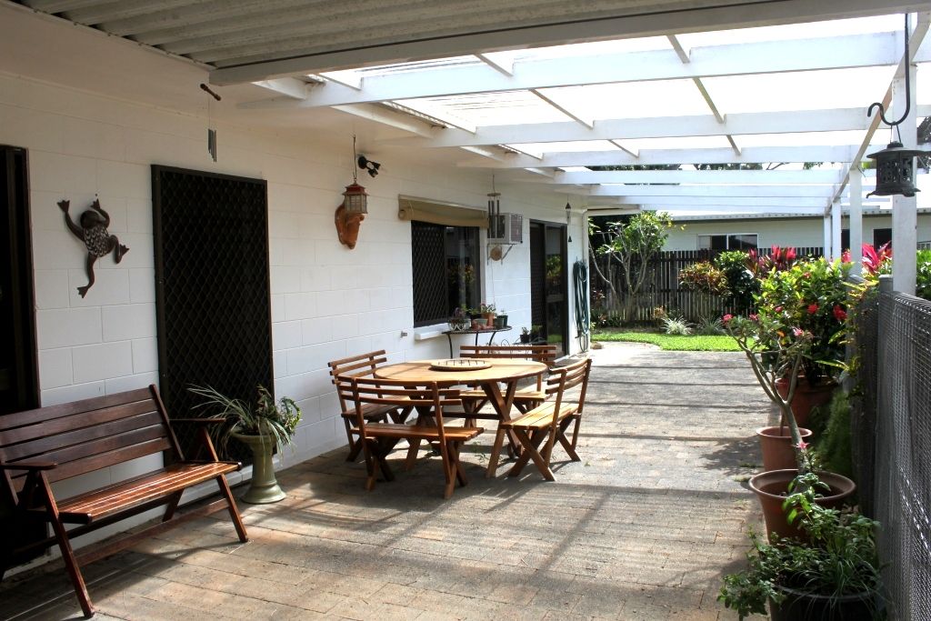 14 Madang Street, Trinity Beach, QLD 4879