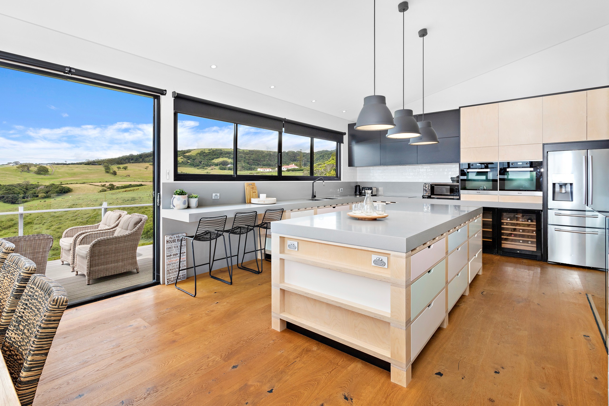 30 Anembo Crescent, Kiama Heights, NSW 2533