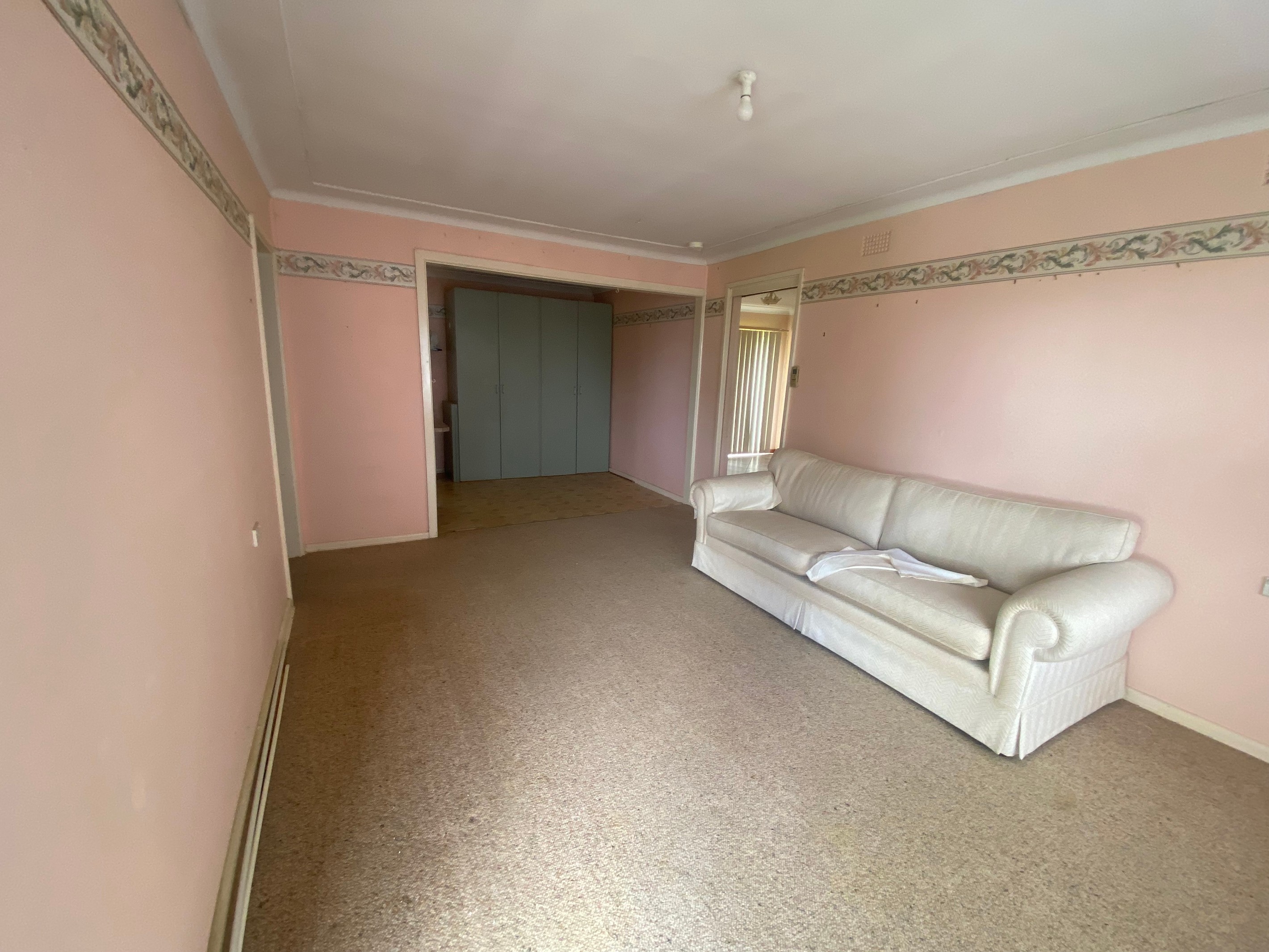 27 Lyndley Street, Busby, NSW 2168