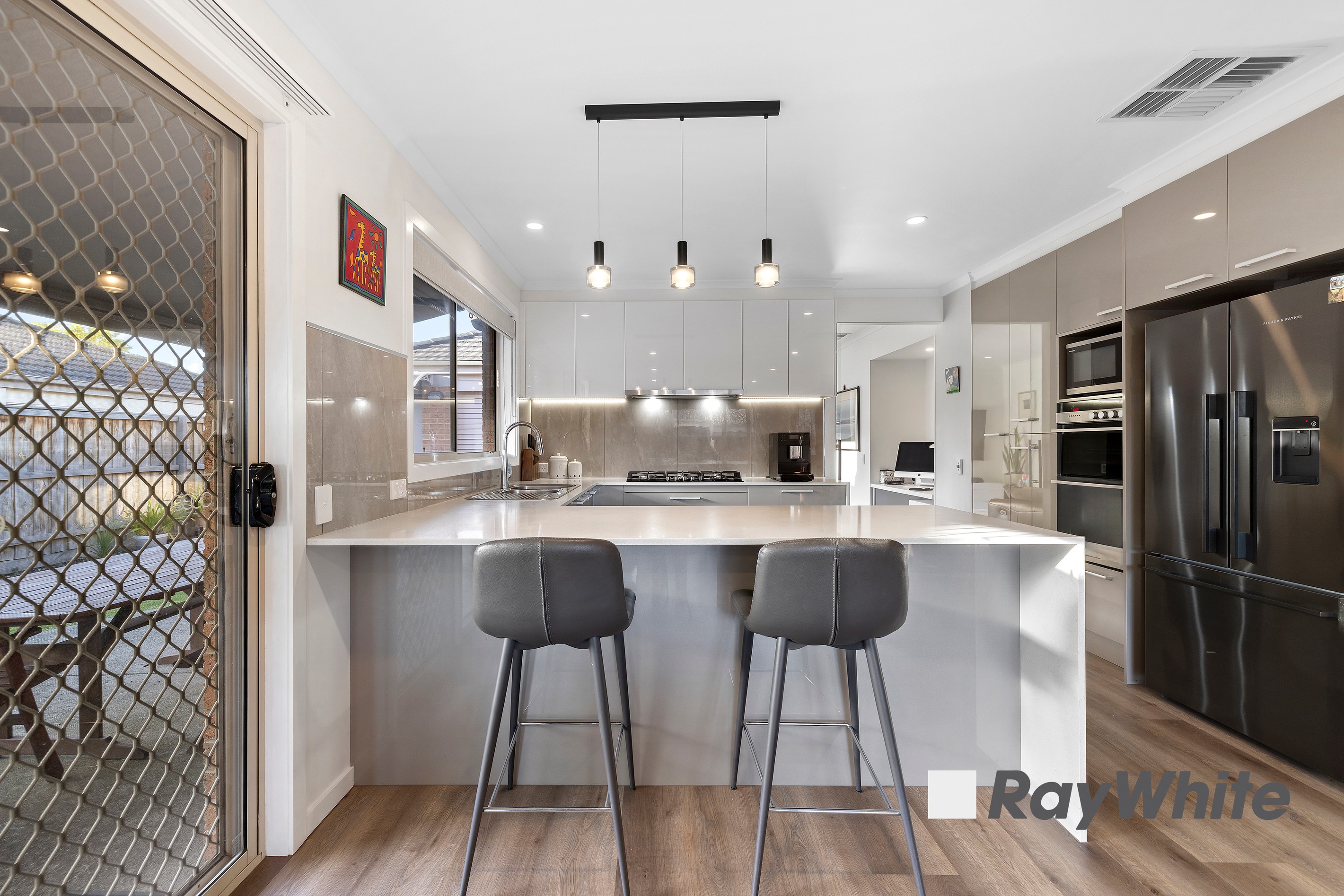 21 Lansbury Drive, Narre Warren South, VIC 3805