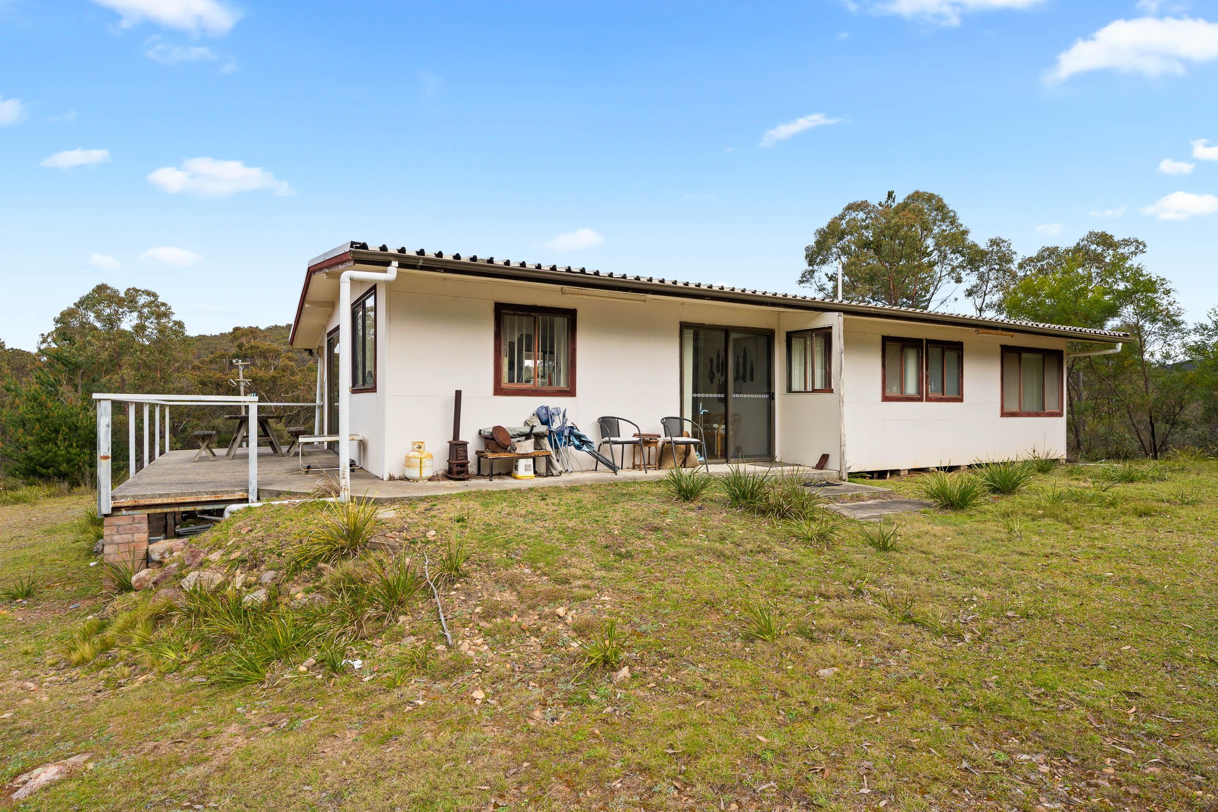 182 Arthurs Road Towrang via — photo 8 of 16