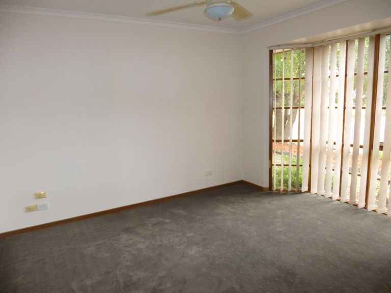 24 Tattler Street, Carrum Downs, VIC 3201