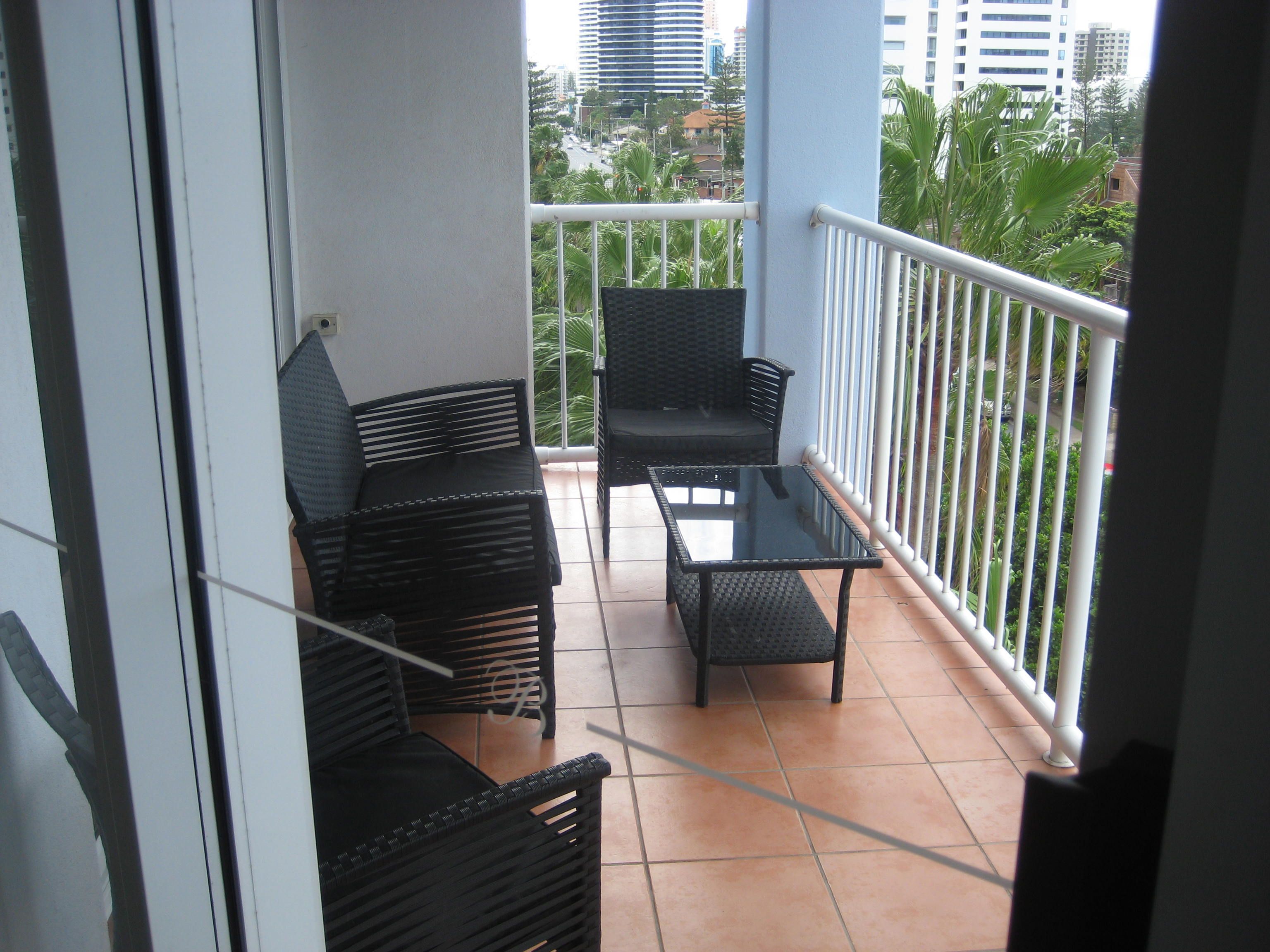 1064/2633 Gold Coast Highway, Broadbeach, QLD 4218