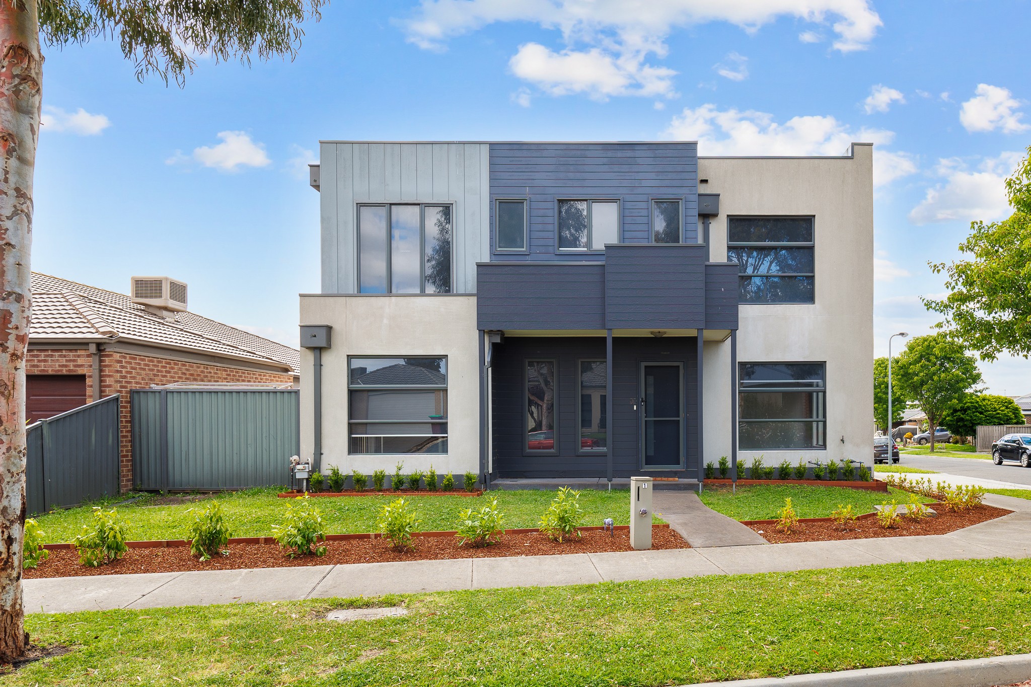 1 Burchill Avenue, Cranbourne East, VIC 3977