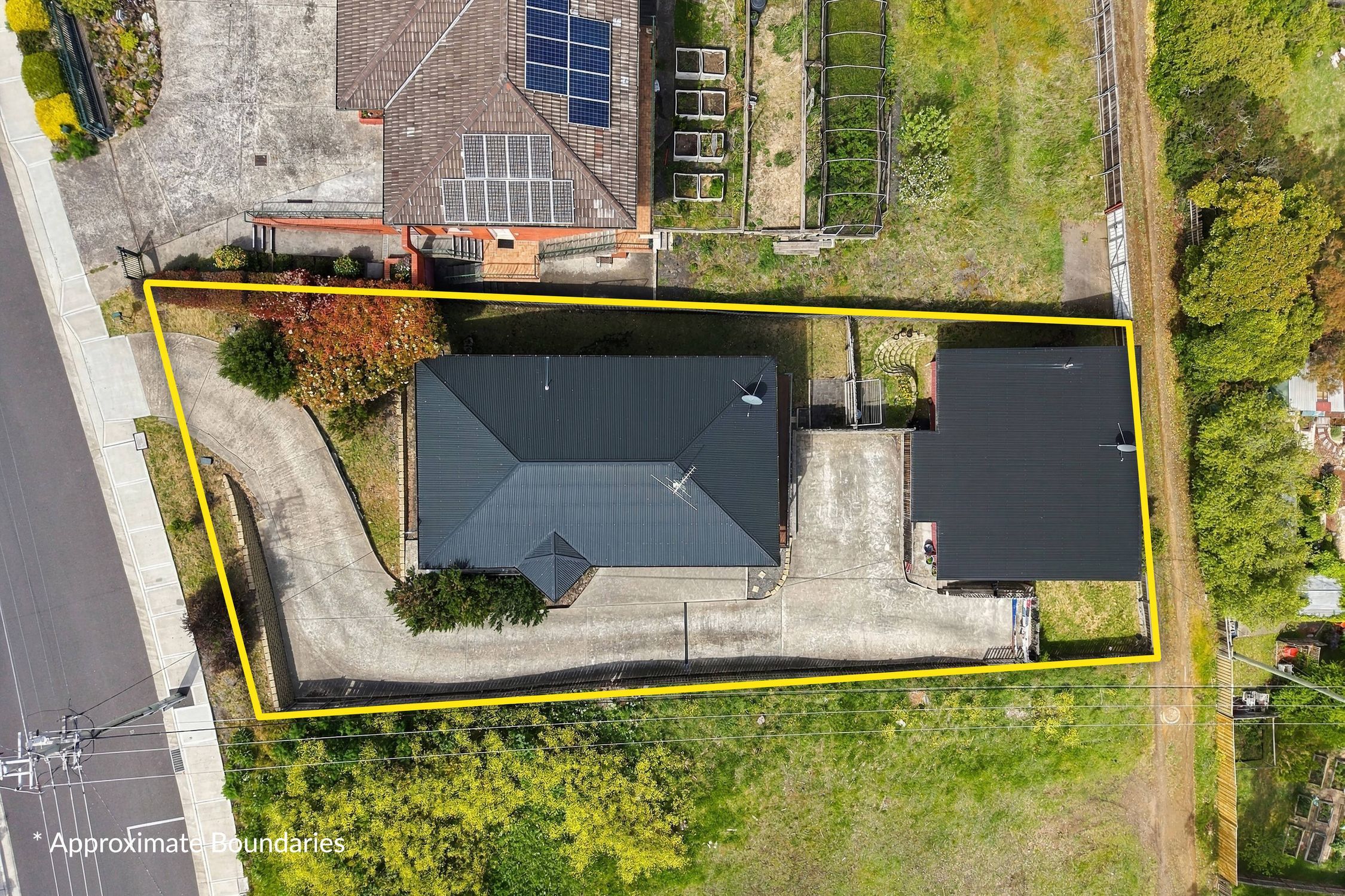 22 + 22a Atherton Avenue — photo 20 of 25