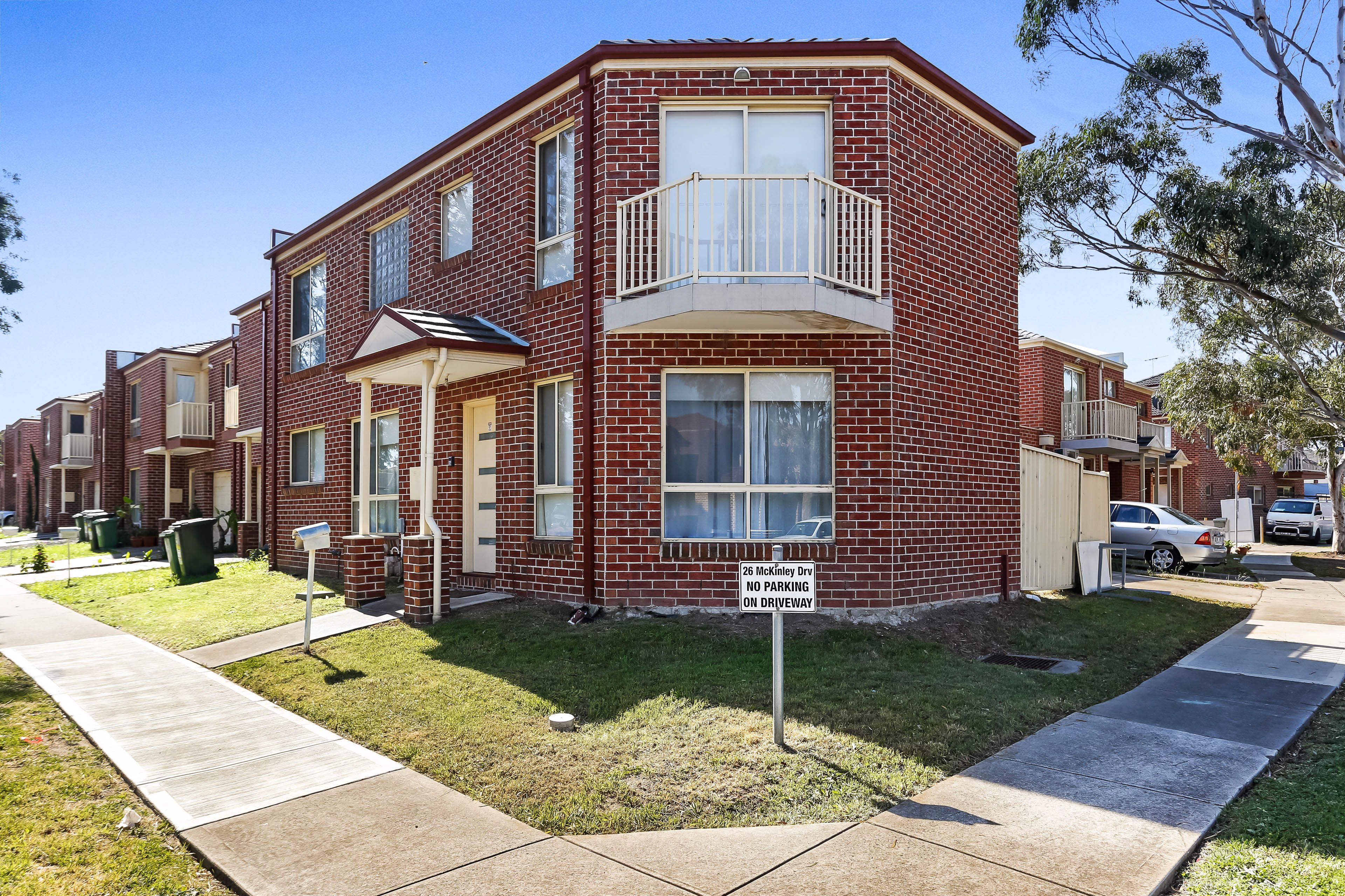 26 McKinley Drive, Roxburgh Park VIC 3064