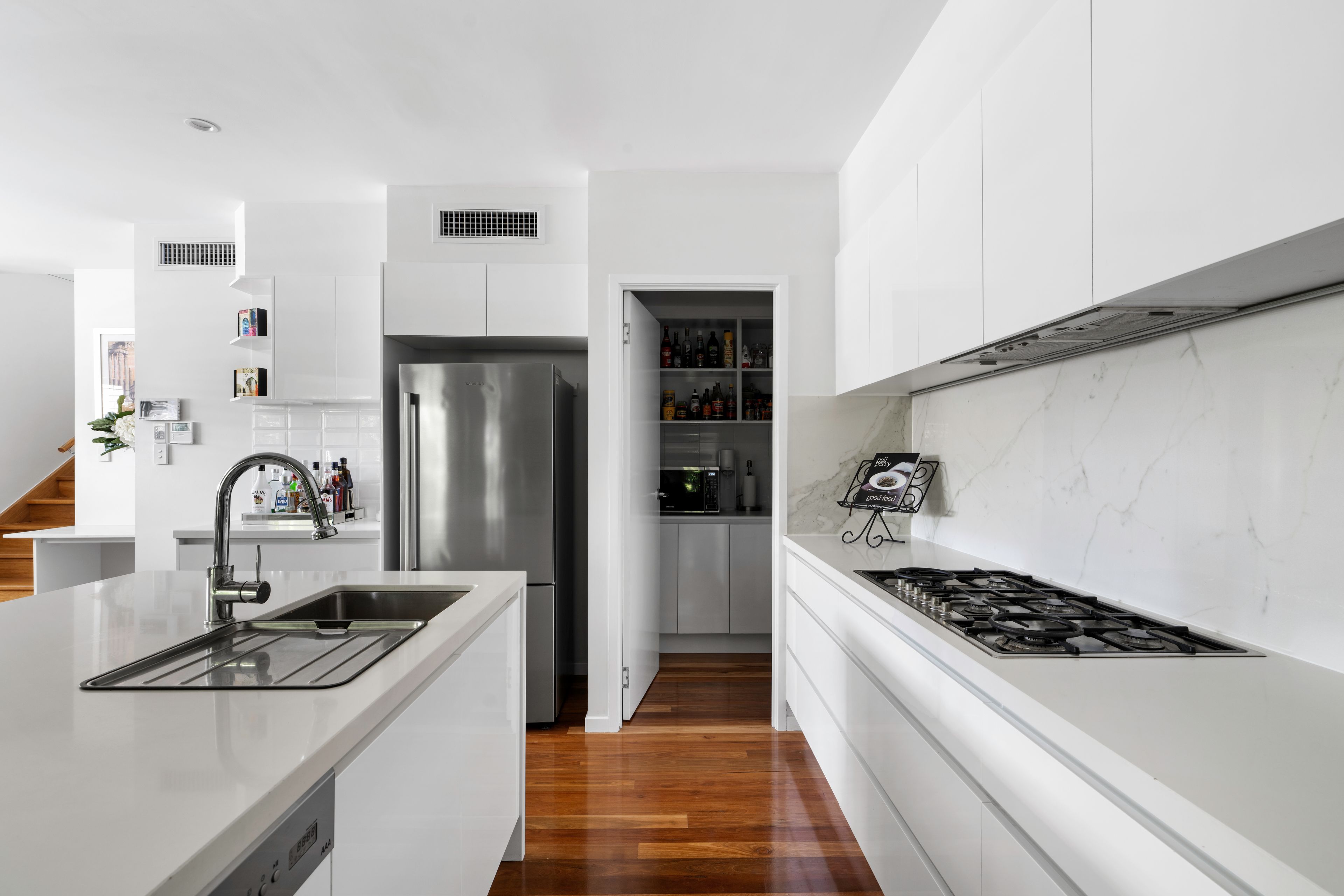 4/23 Waratah Street, Clayfield, QLD 4011 Sold Townhouse Ray White Ascot