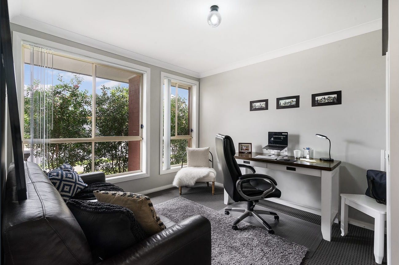 30 Barrow Circuit, Jordan Springs, NSW