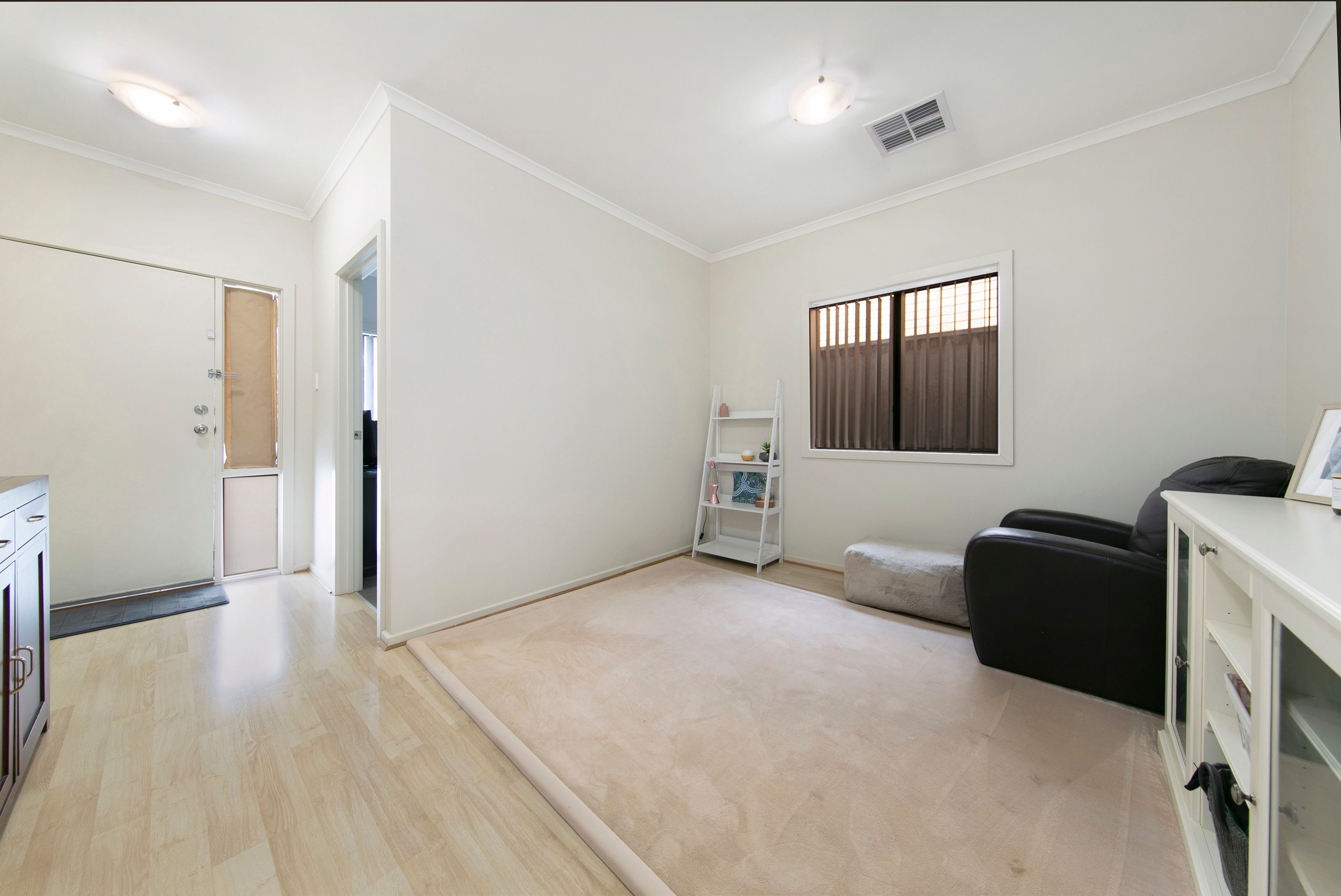 10 Leonard Avenue, Evanston South, SA 5116