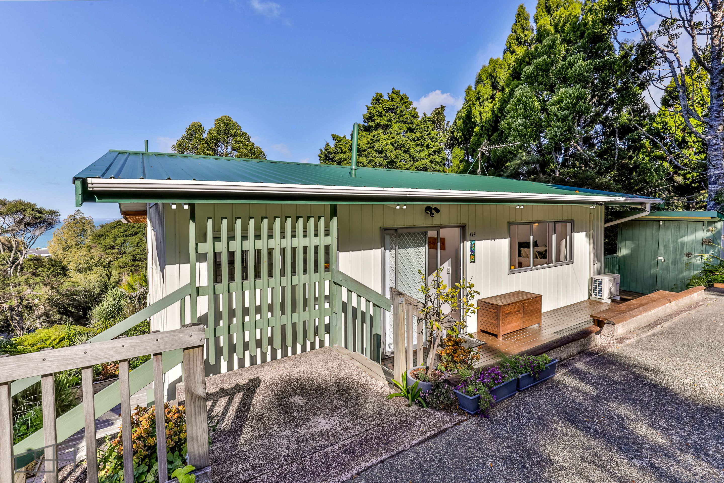 742 South Titirangi Road, Titirangi, Waitakere City