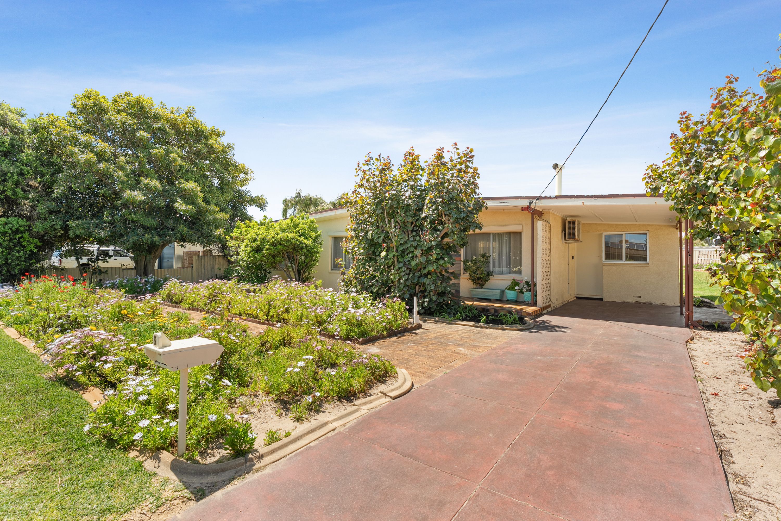 8 Wavelea Street, Safety Bay, WA 6169