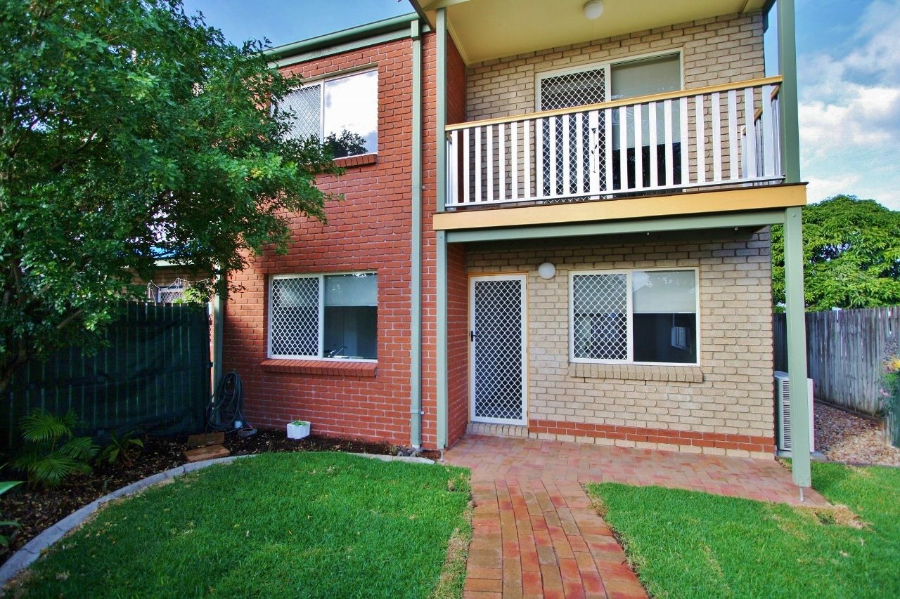 1/180 Seville Road, Holland Park, QLD 4121
