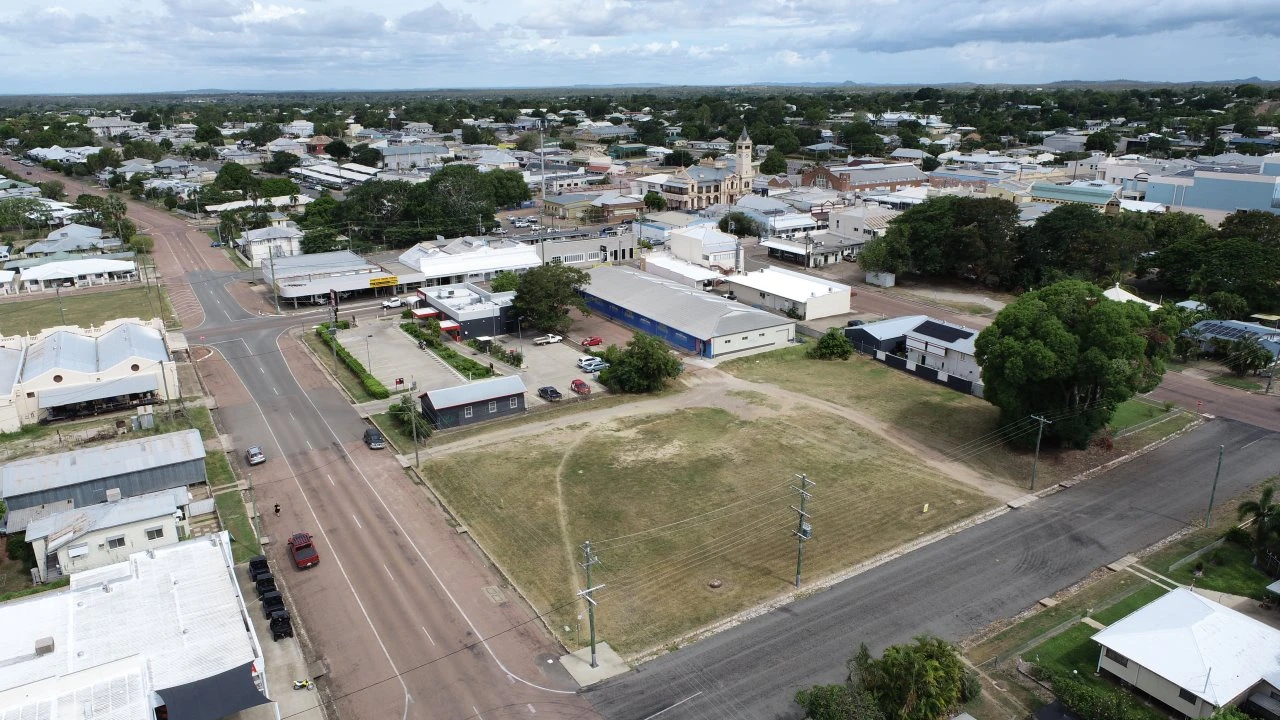 30 Mary Street, CHARTERS TOWERS CITY, QLD 4820