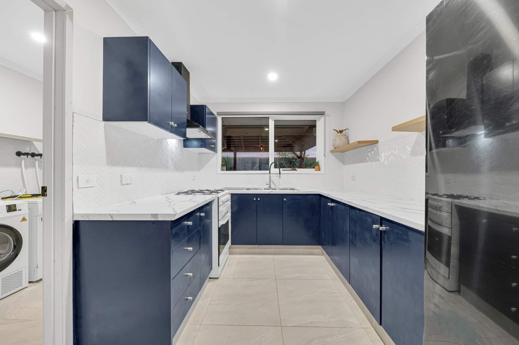2/31 Kays Avenue, Hallam, VIC 3803