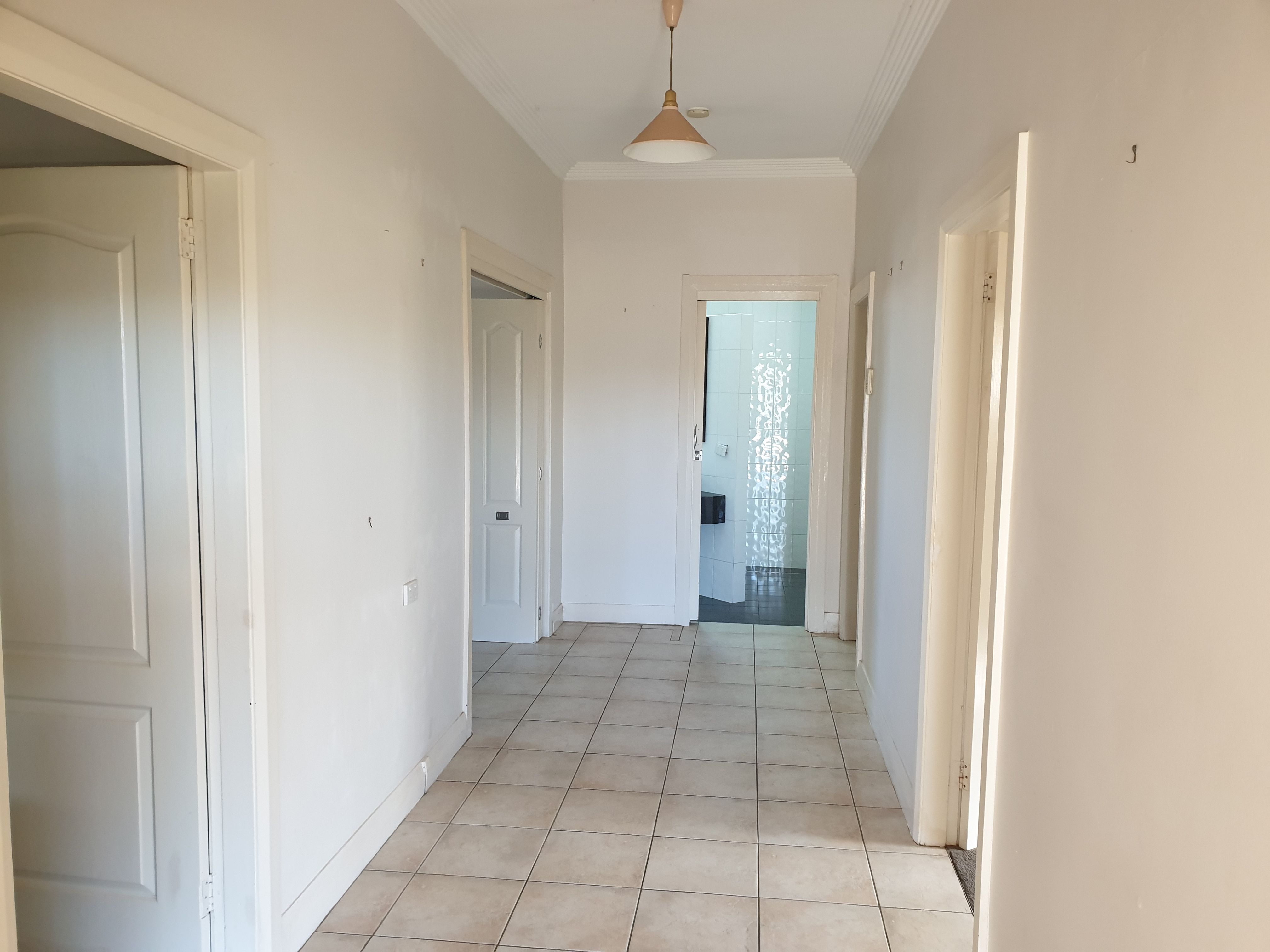 24 Armstrong Street, Parkes, NSW 2870