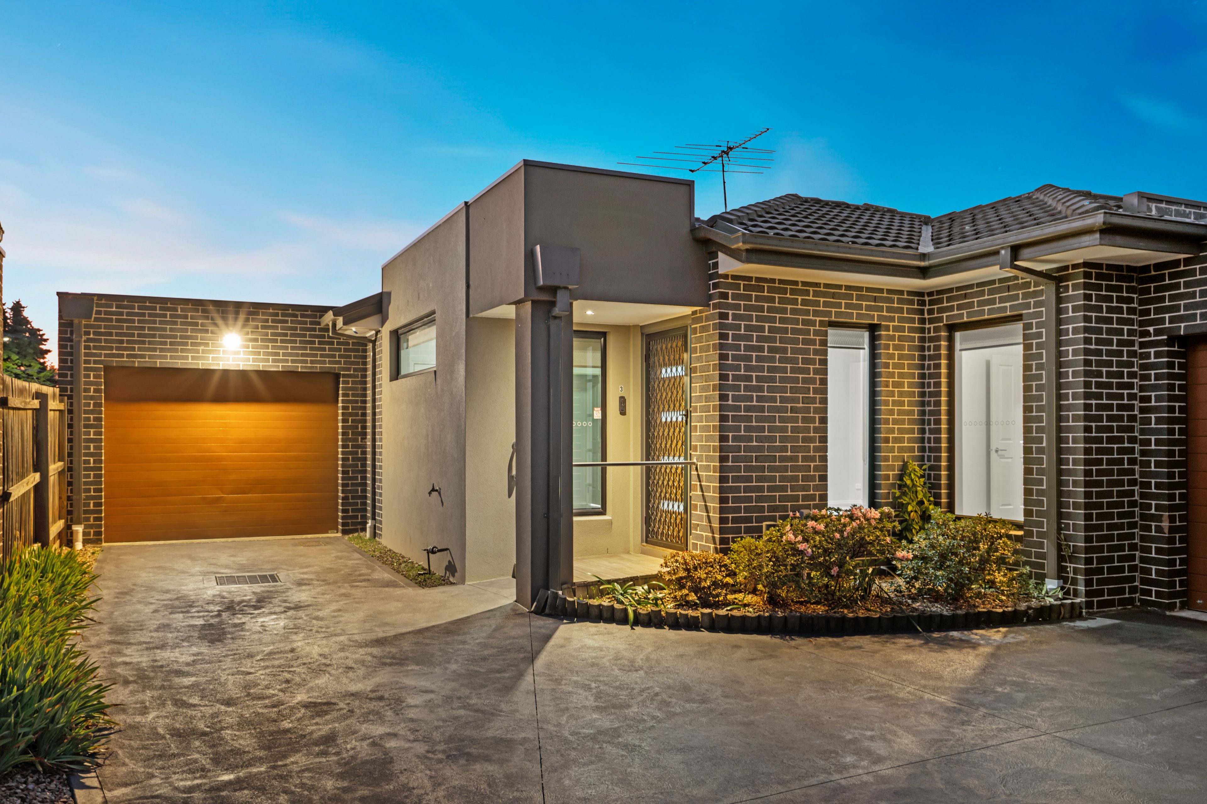 7 Ethel Street, Oak Park VIC 3046