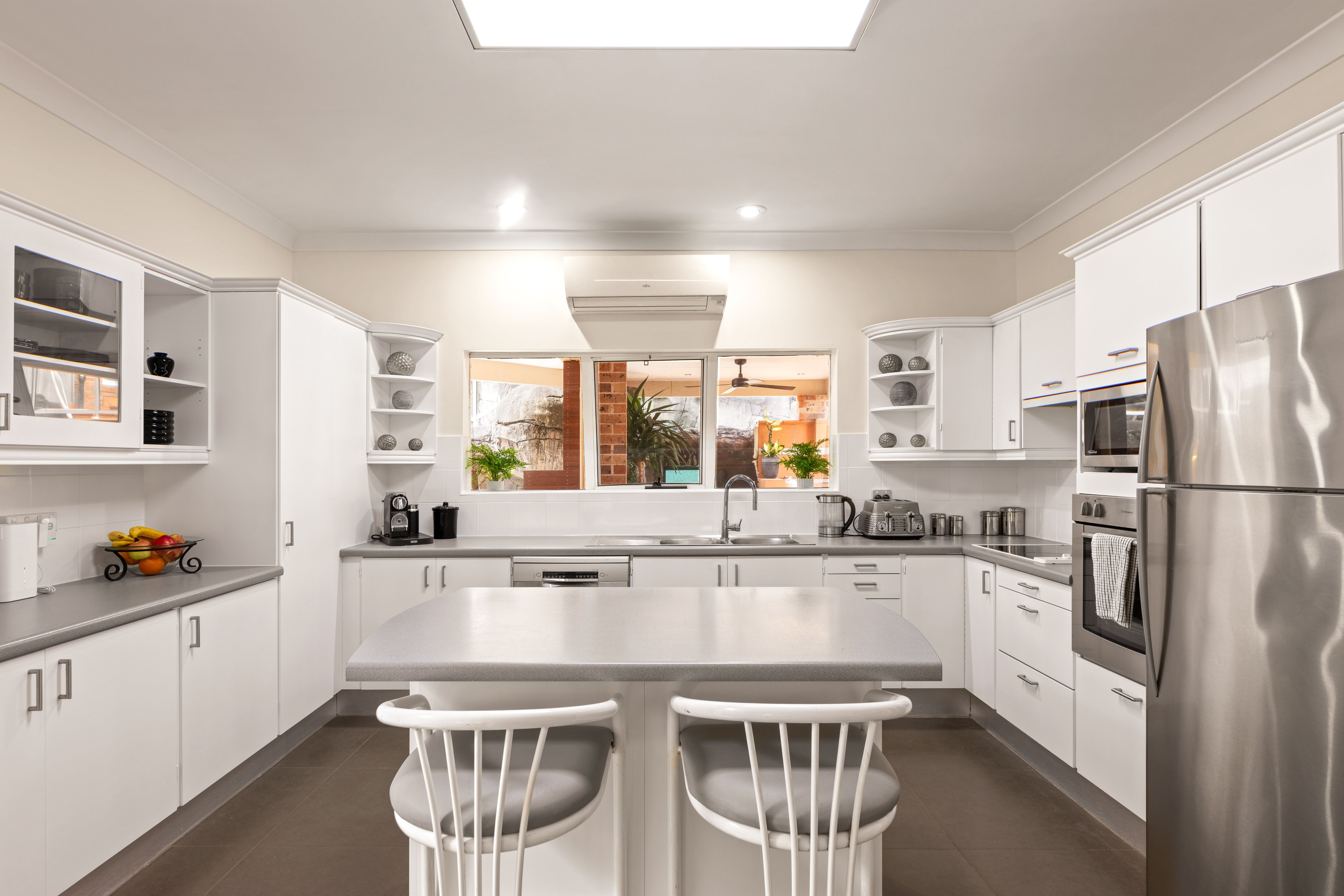 2 Montague Street — photo 7 of 22