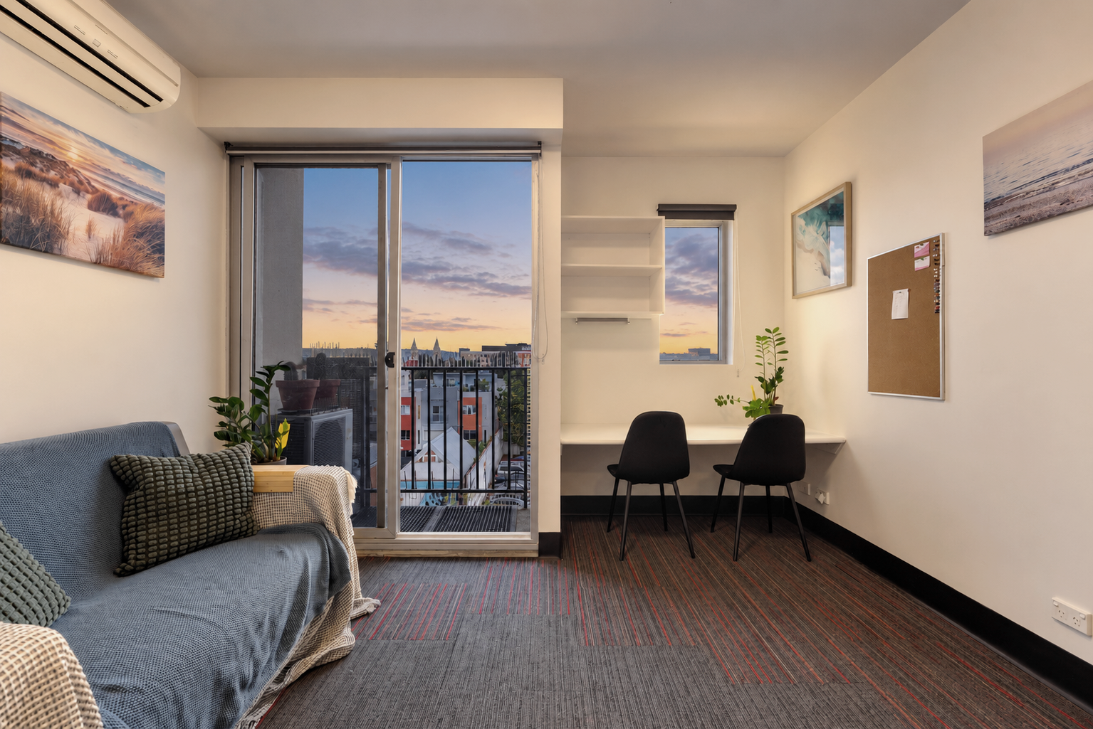 428/304 Waymouth Street — photo 4 of 22