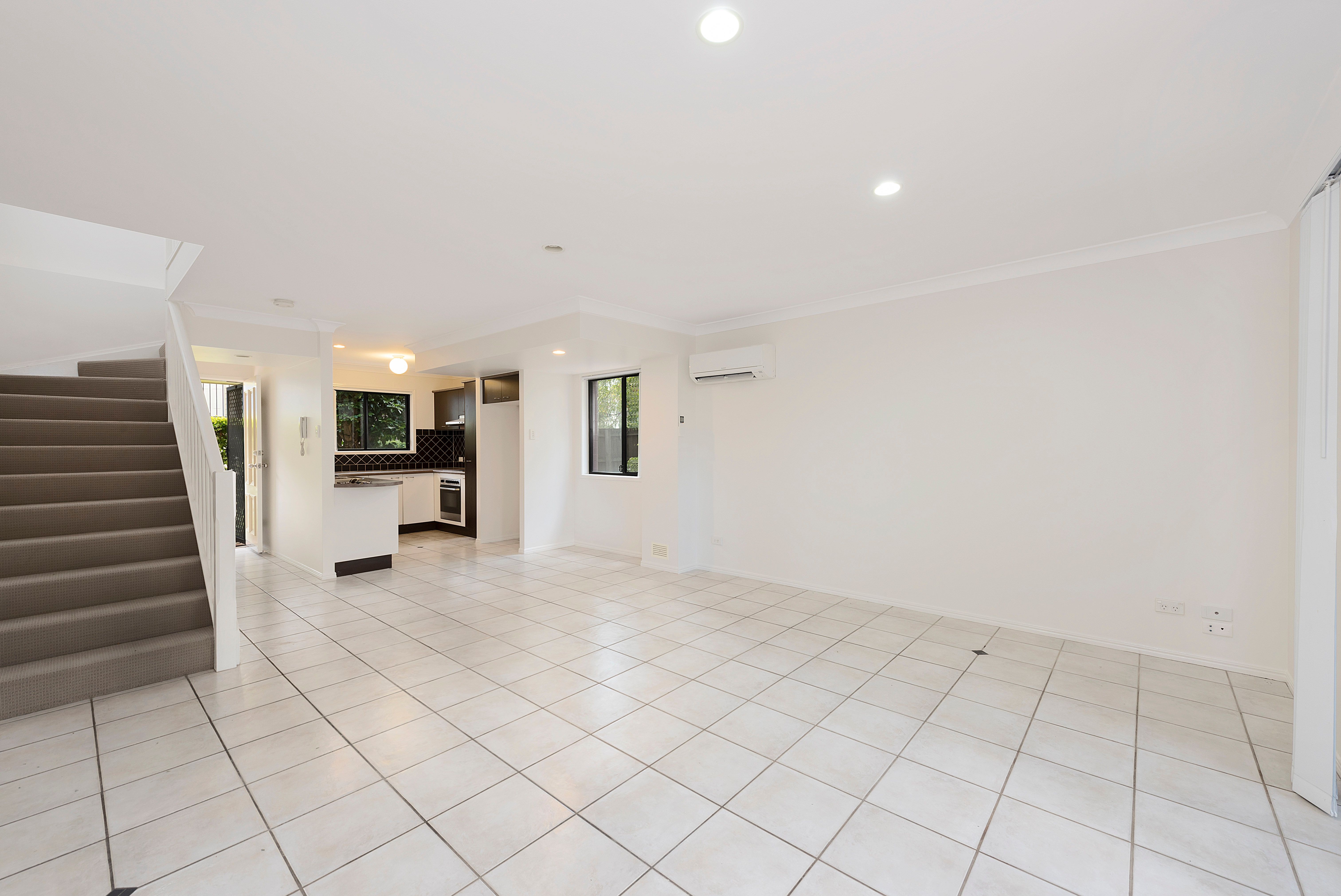 11/1158 Cavendish Road, Mount Gravatt East, QLD 4122