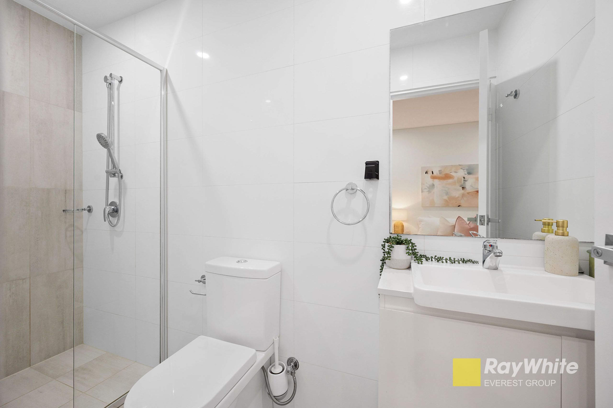 8/110-112 Adderton Road — photo 11 of 21
