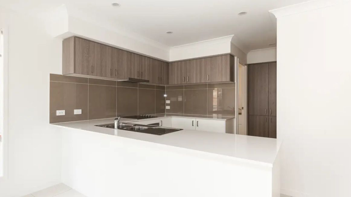 35 Flametree Court, Arundel, QLD 4214