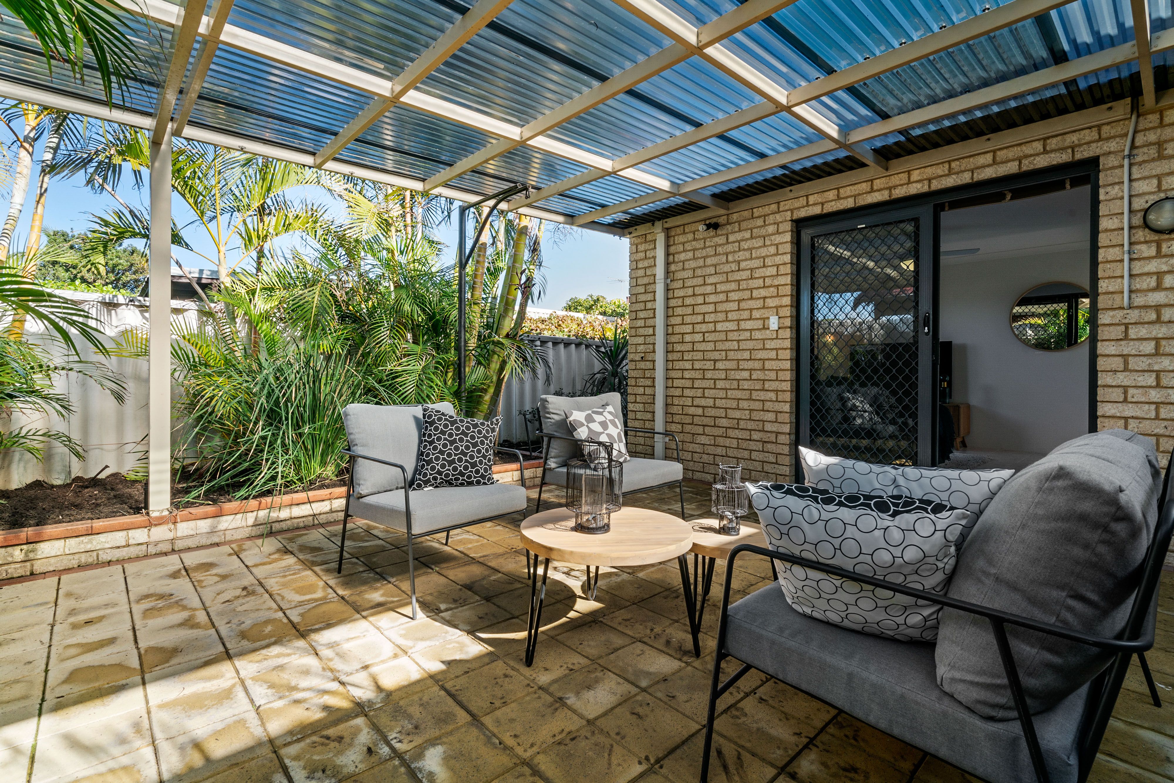 2/90 Edgecumbe Street, Como WA 6152