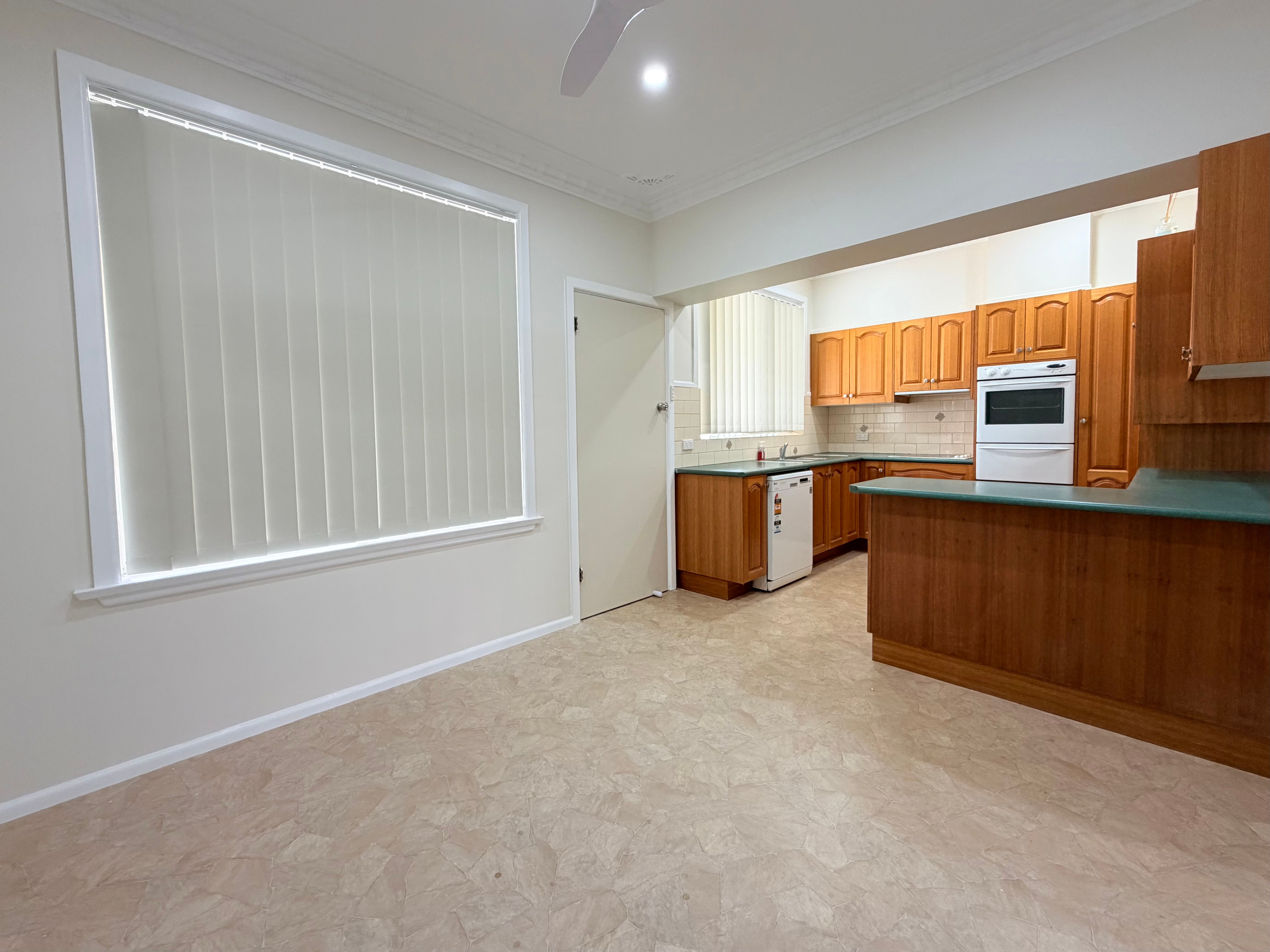 7 Middleton Street — photo 3 of 11