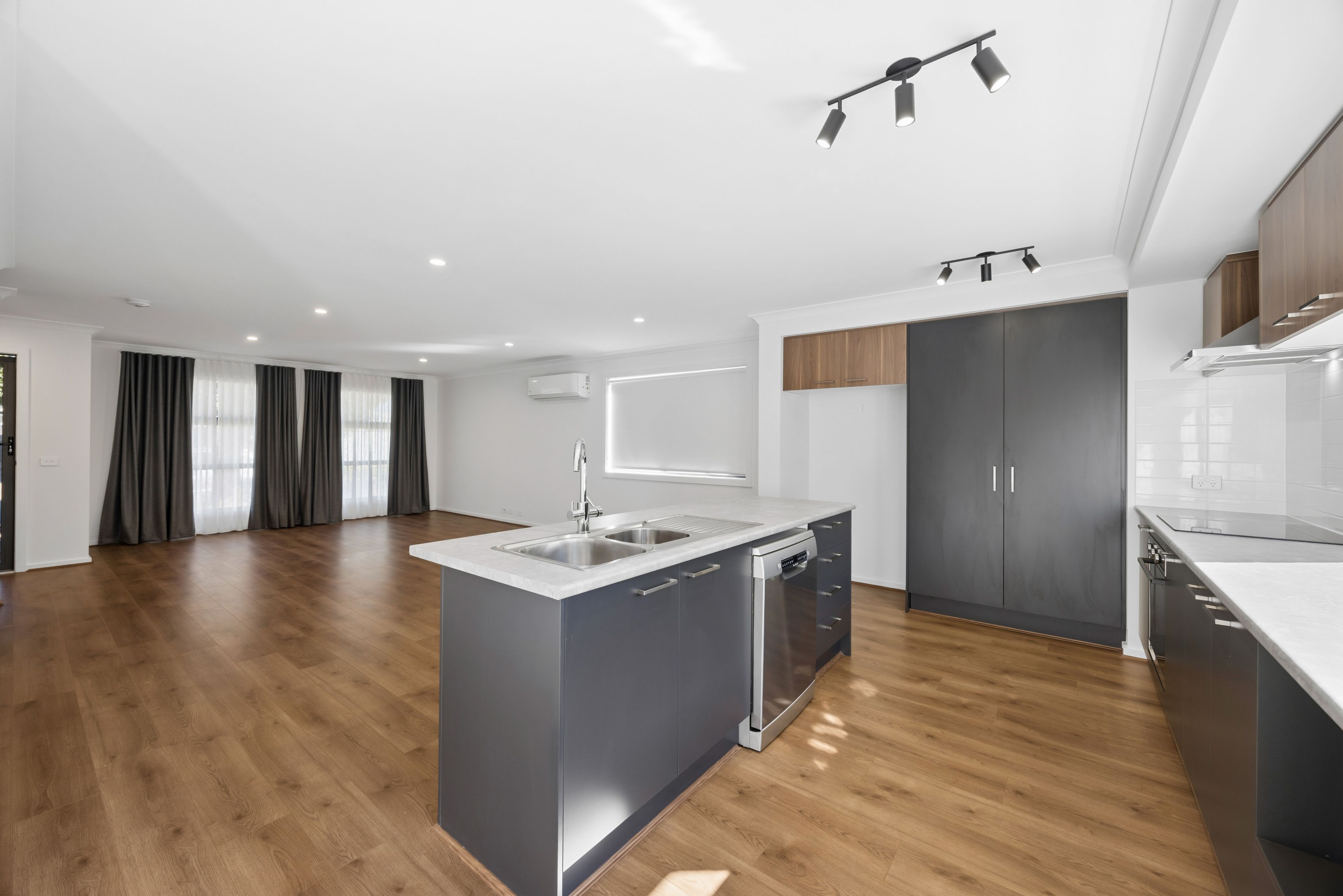 30 Fourth Avenue, Woodville Gardens, SA 5012