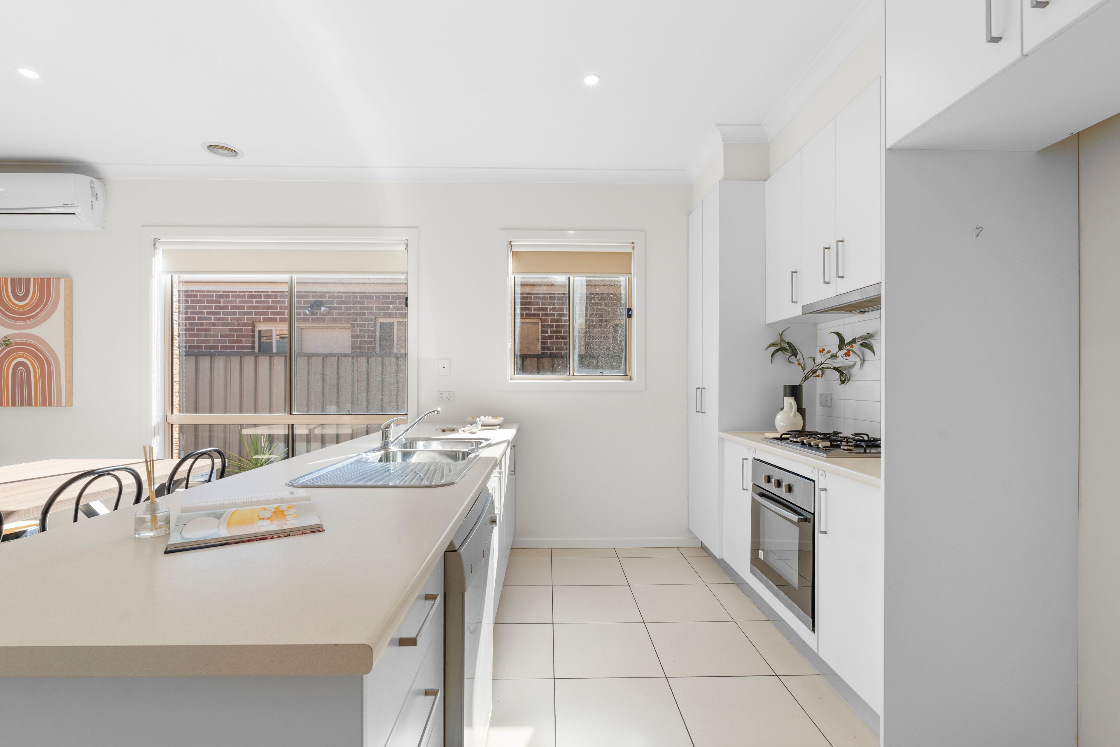 44 Donnelly Circuit, South Morang, VIC 3752