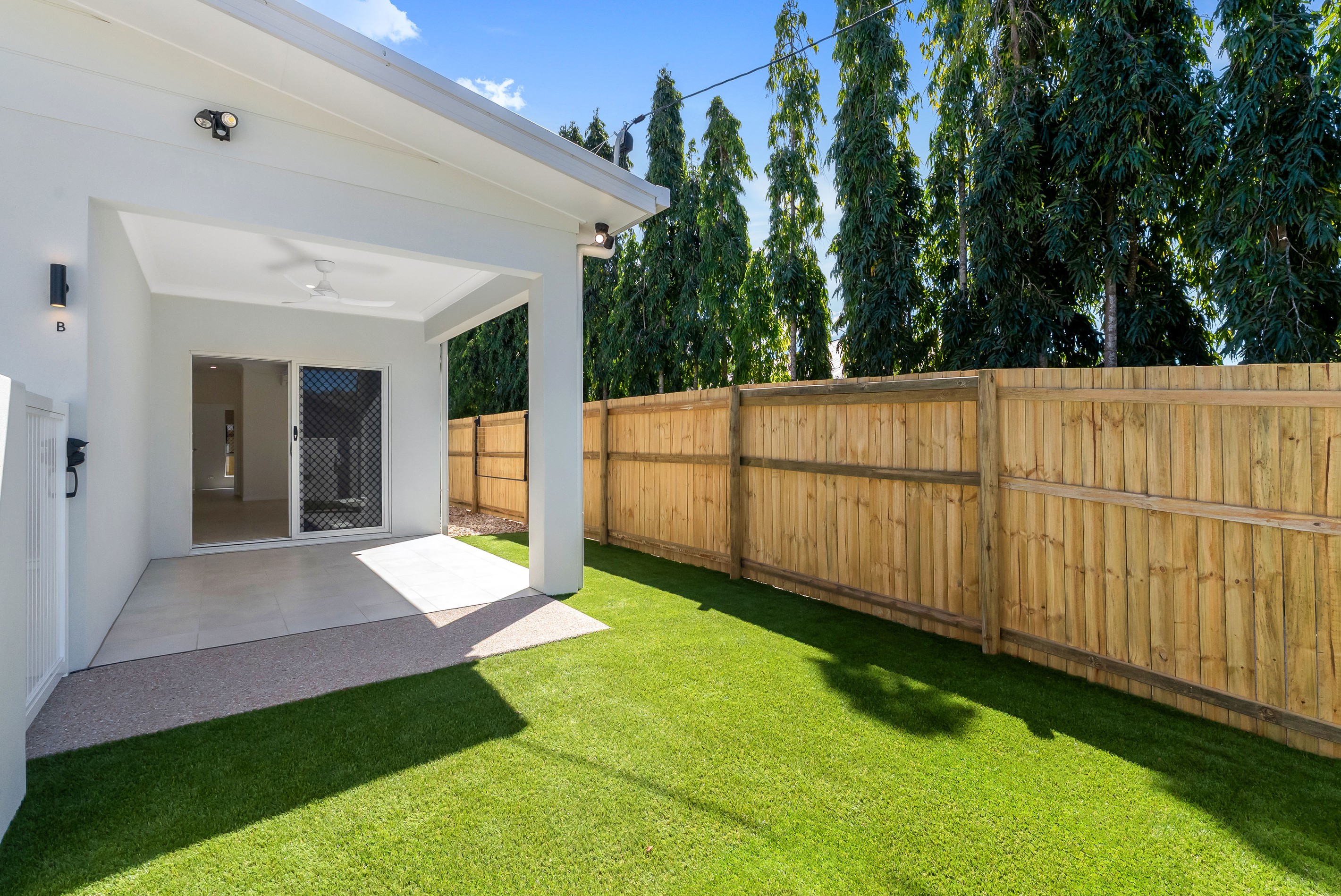 B/11 Macnamara Street, Manunda, QLD 4870