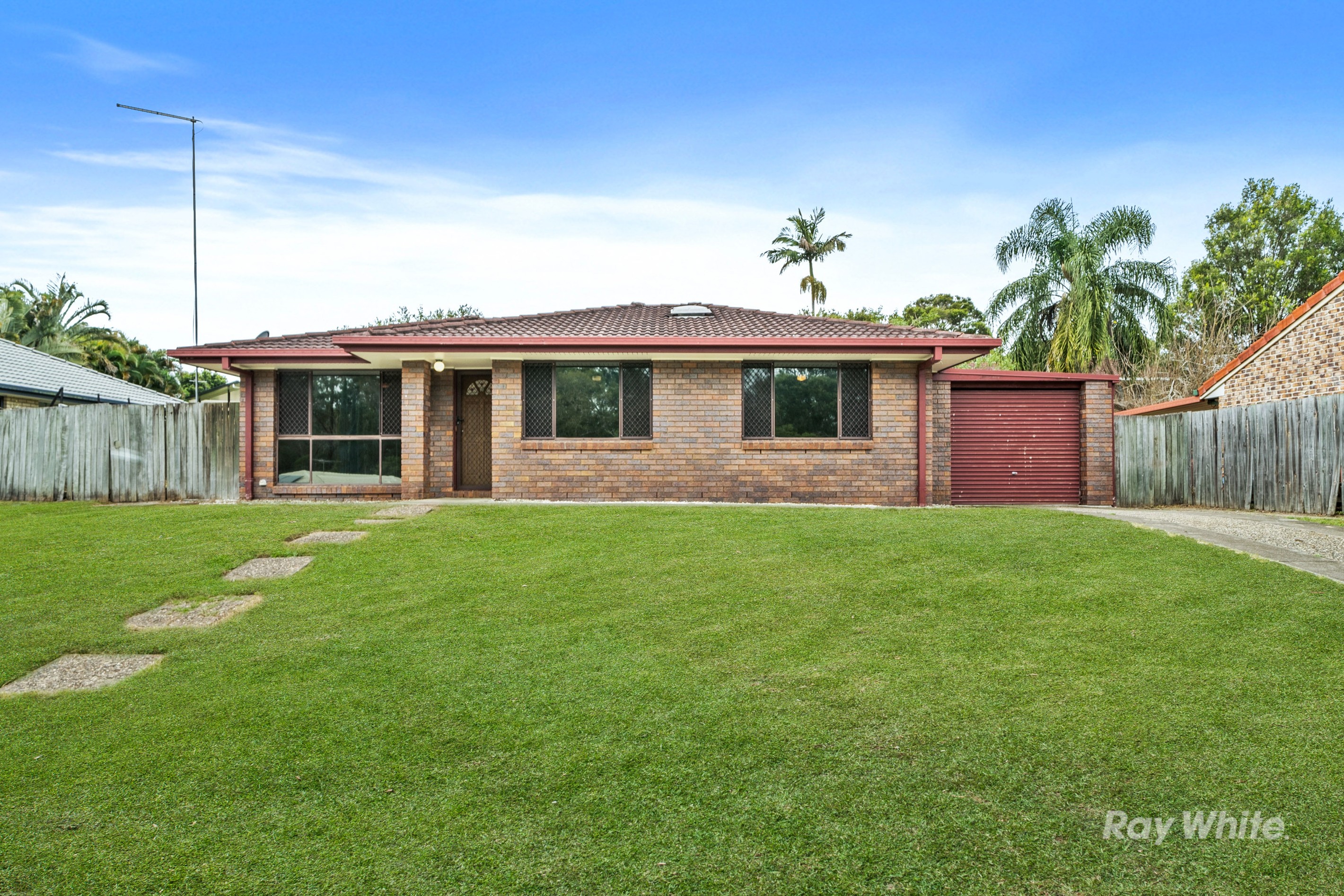 22 Bushland Drive, Regents Park, QLD 4118