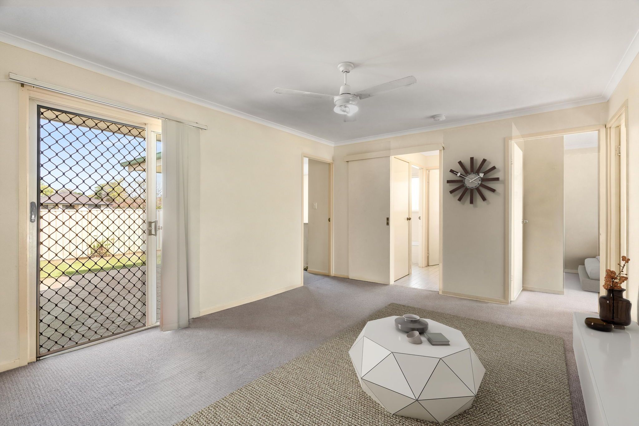 12 Bottlebrush Crescent — photo 5 of 18