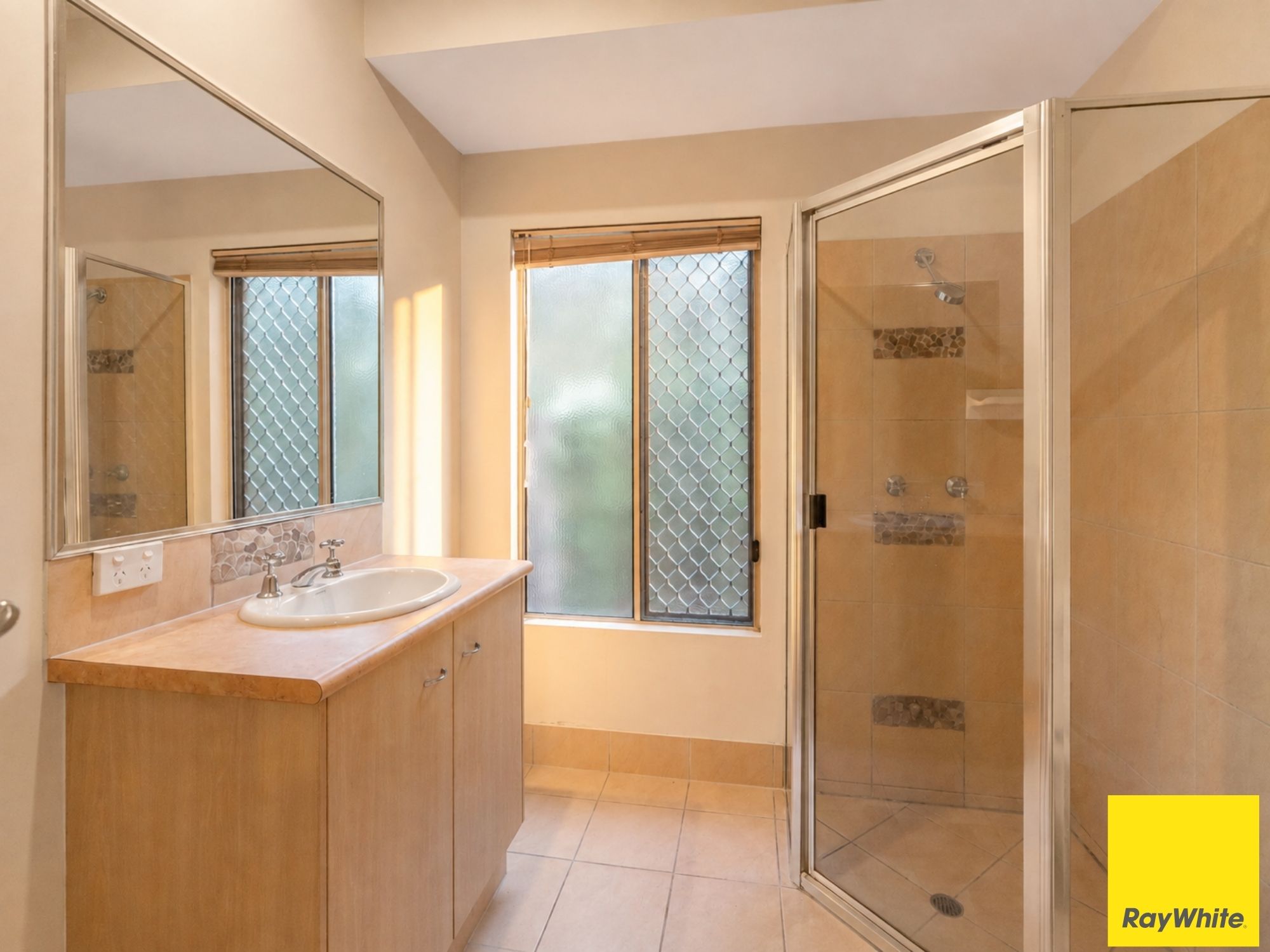 39 Woodrose Drive — photo 12 of 17
